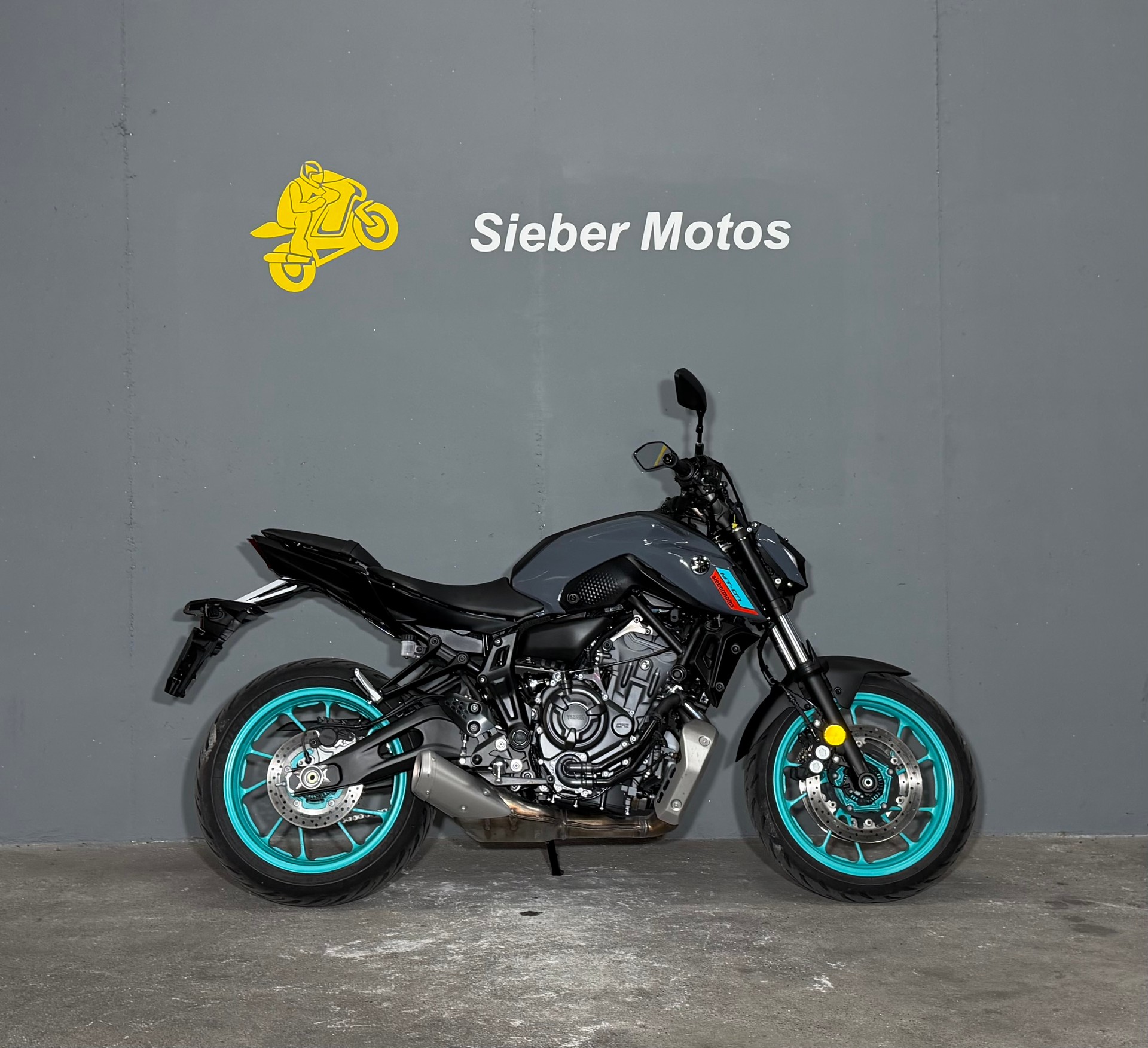YAMAHA MT-07