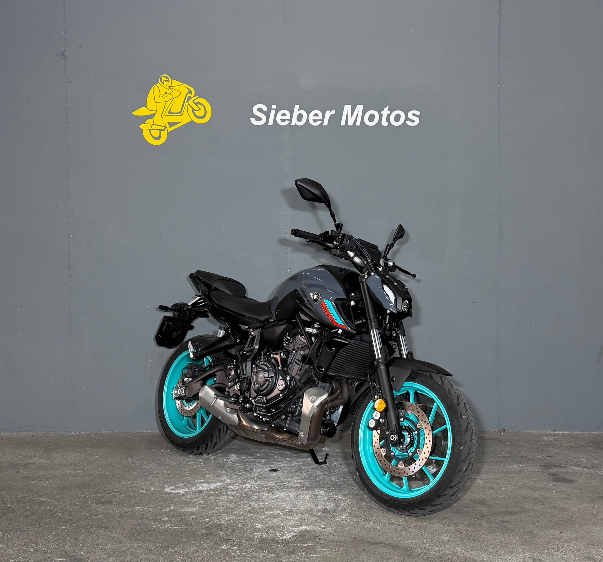 YAMAHA MT-07-showroom-element-1