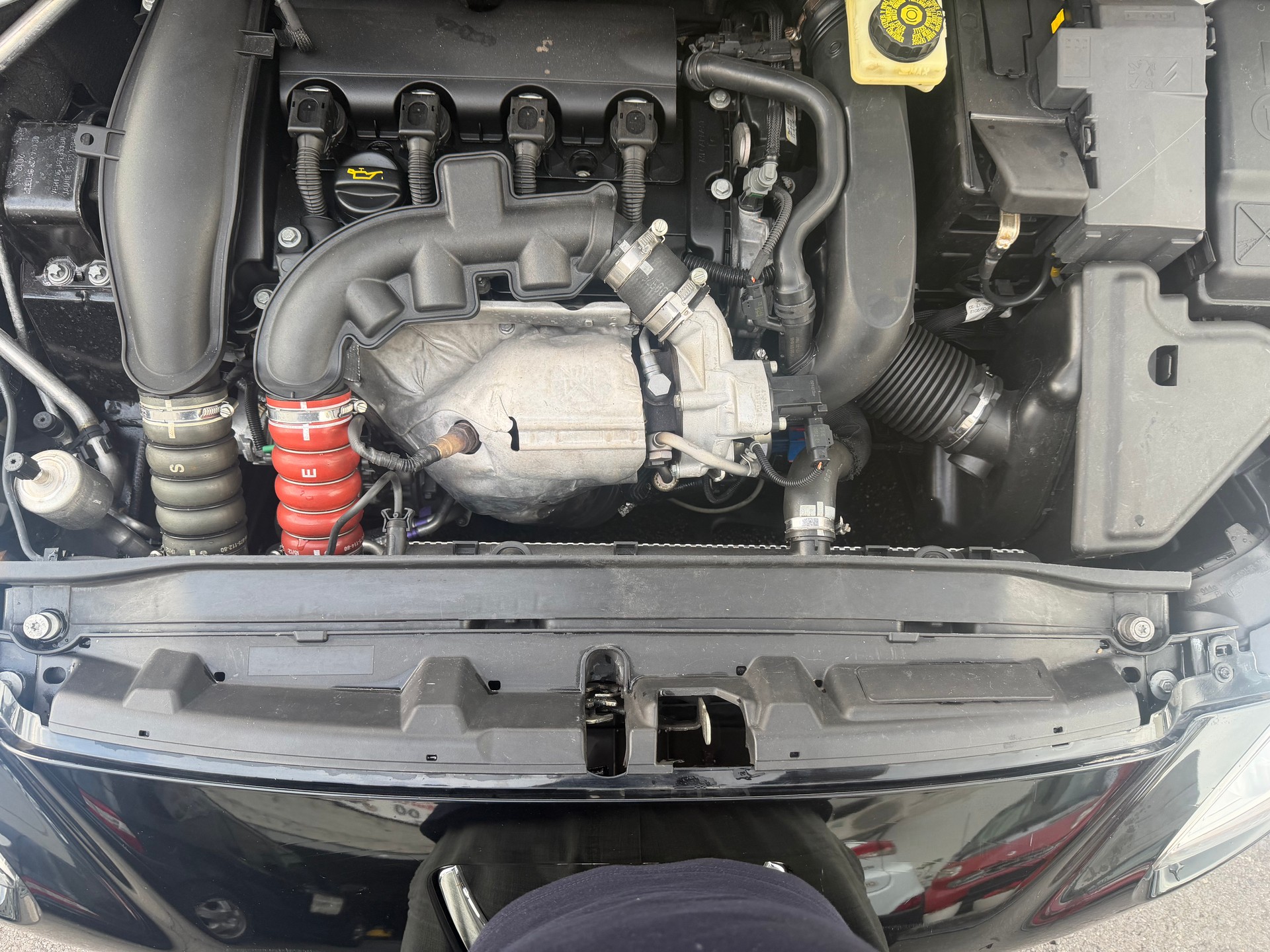 PEUGEOT 308 CC 1.6 16V Turbo Active-image-7