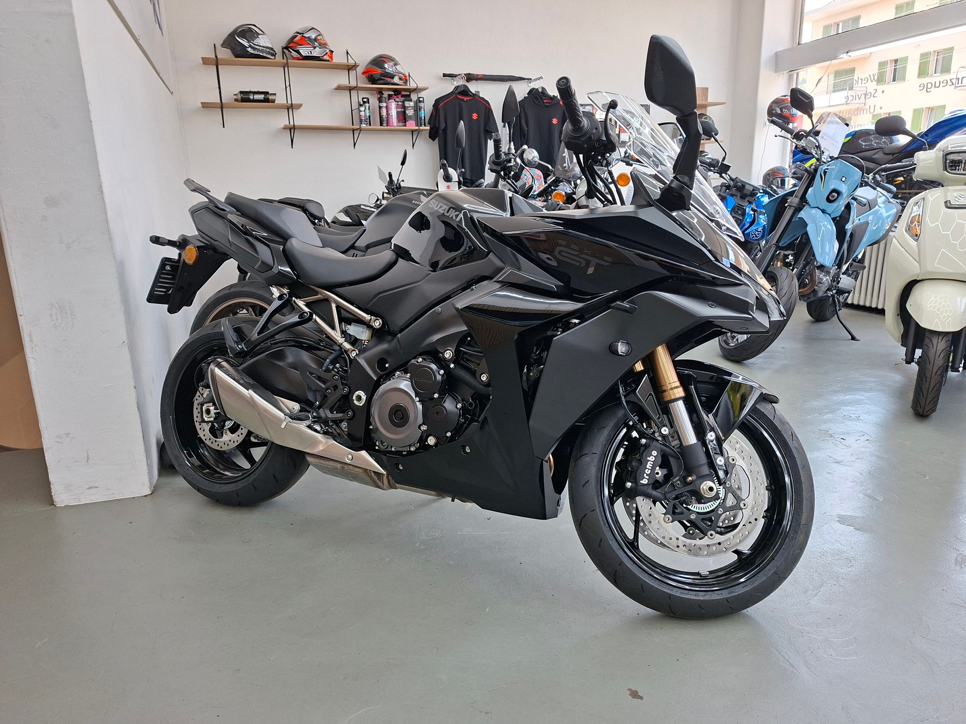 SUZUKI GSX-S 1000 GT Travel