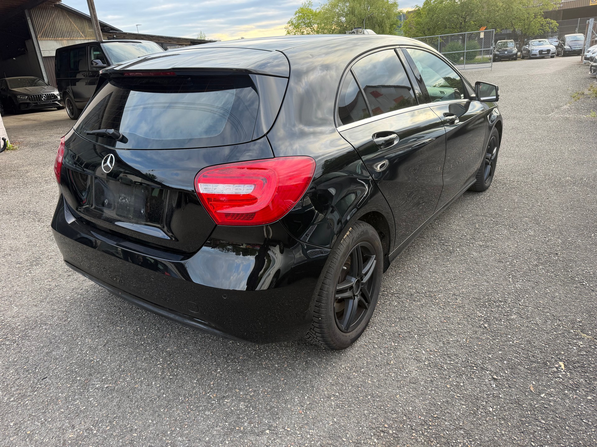 MERCEDES-BENZ A 200 CDI Night Star 7G-DCT-image-4