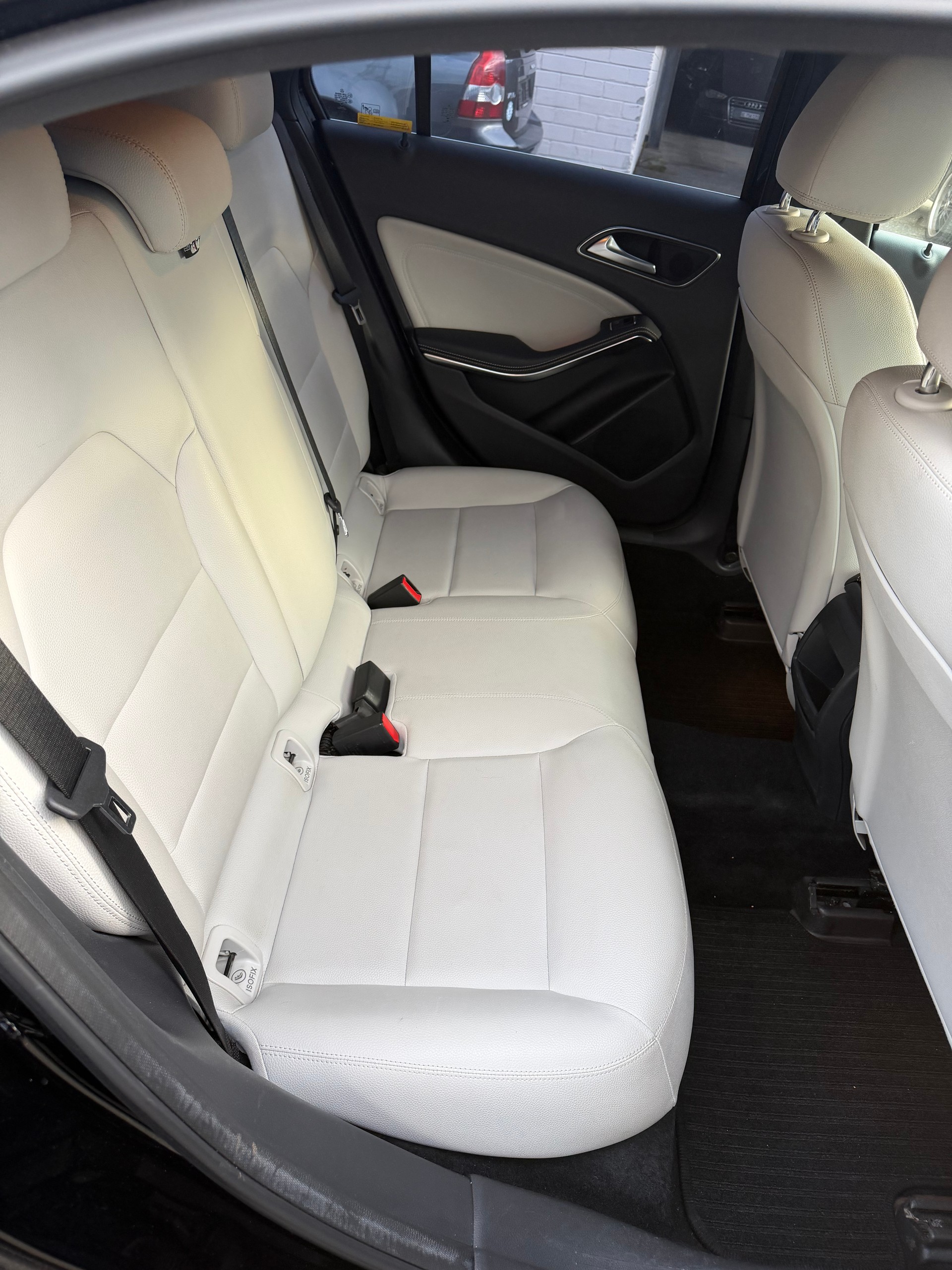 MERCEDES-BENZ A 200 CDI Night Star 7G-DCT-image-3