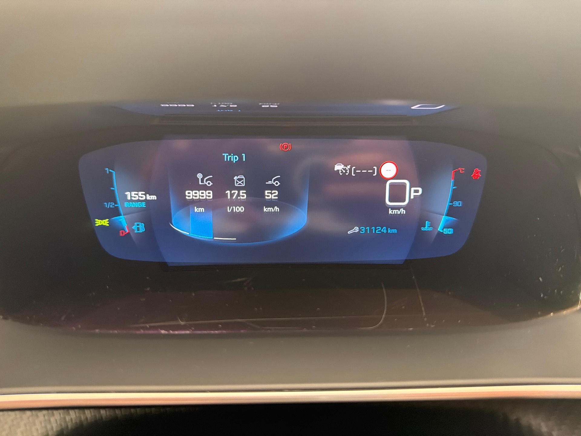 PEUGEOT 2008 1.2 PureTech 155 GT-image-18