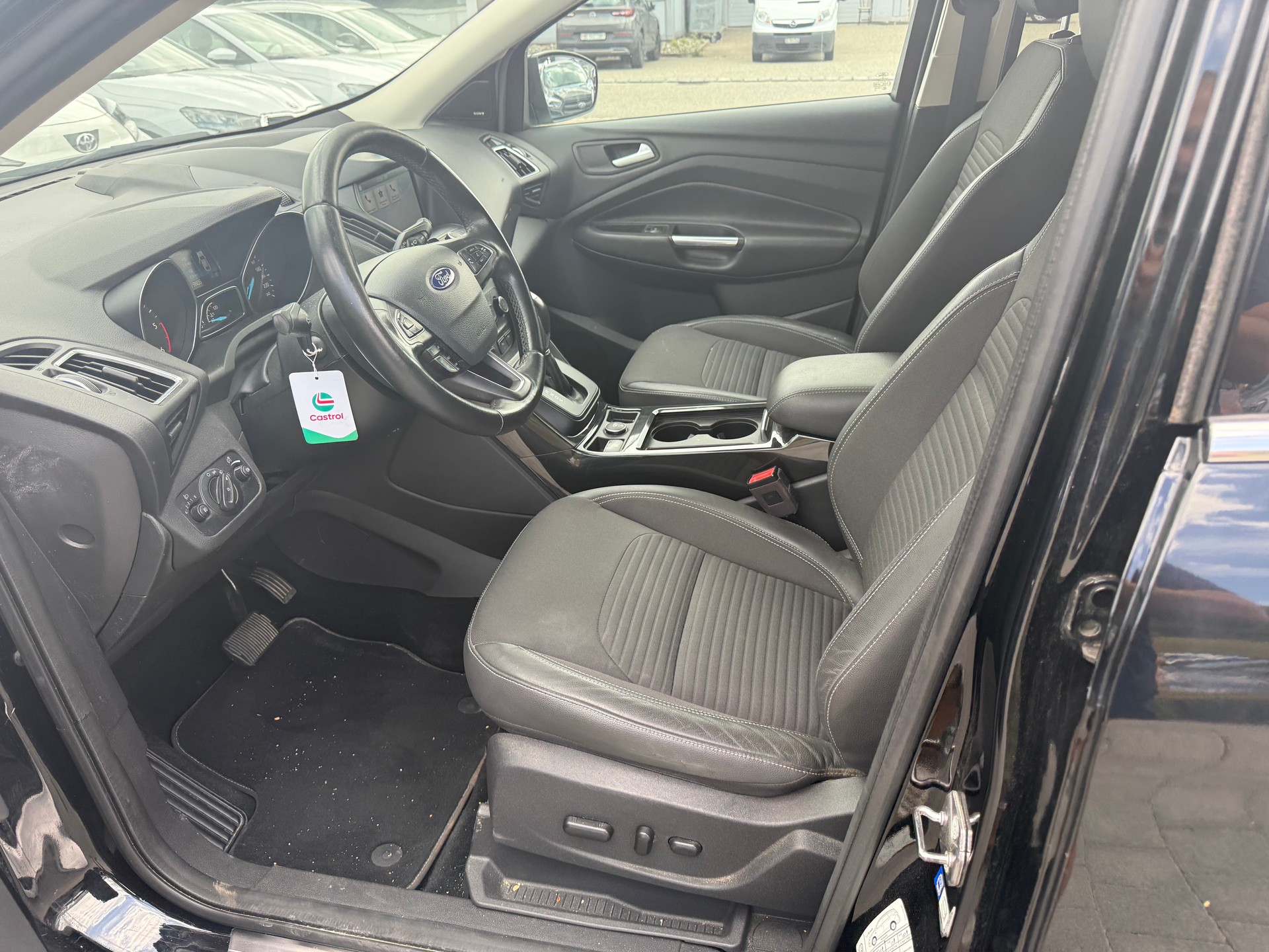 FORD Kuga 2.0 TDCi Titanium 4WD PowerShift-image-21