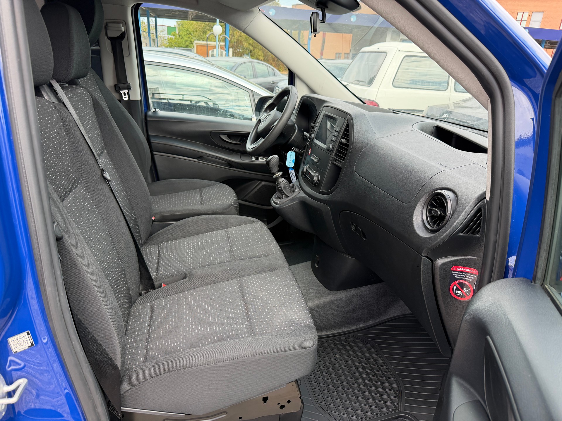 MERCEDES-BENZ Vito 116 CDI Base 3 Sitze-image-2