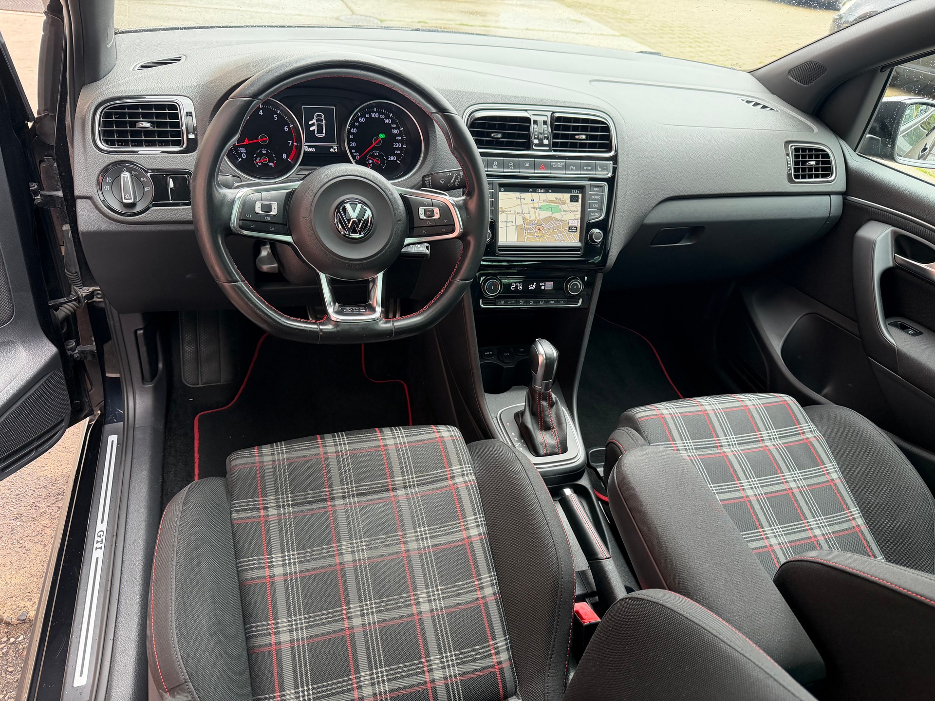 VW Polo 1.8 TSI GTI DSG-image-10