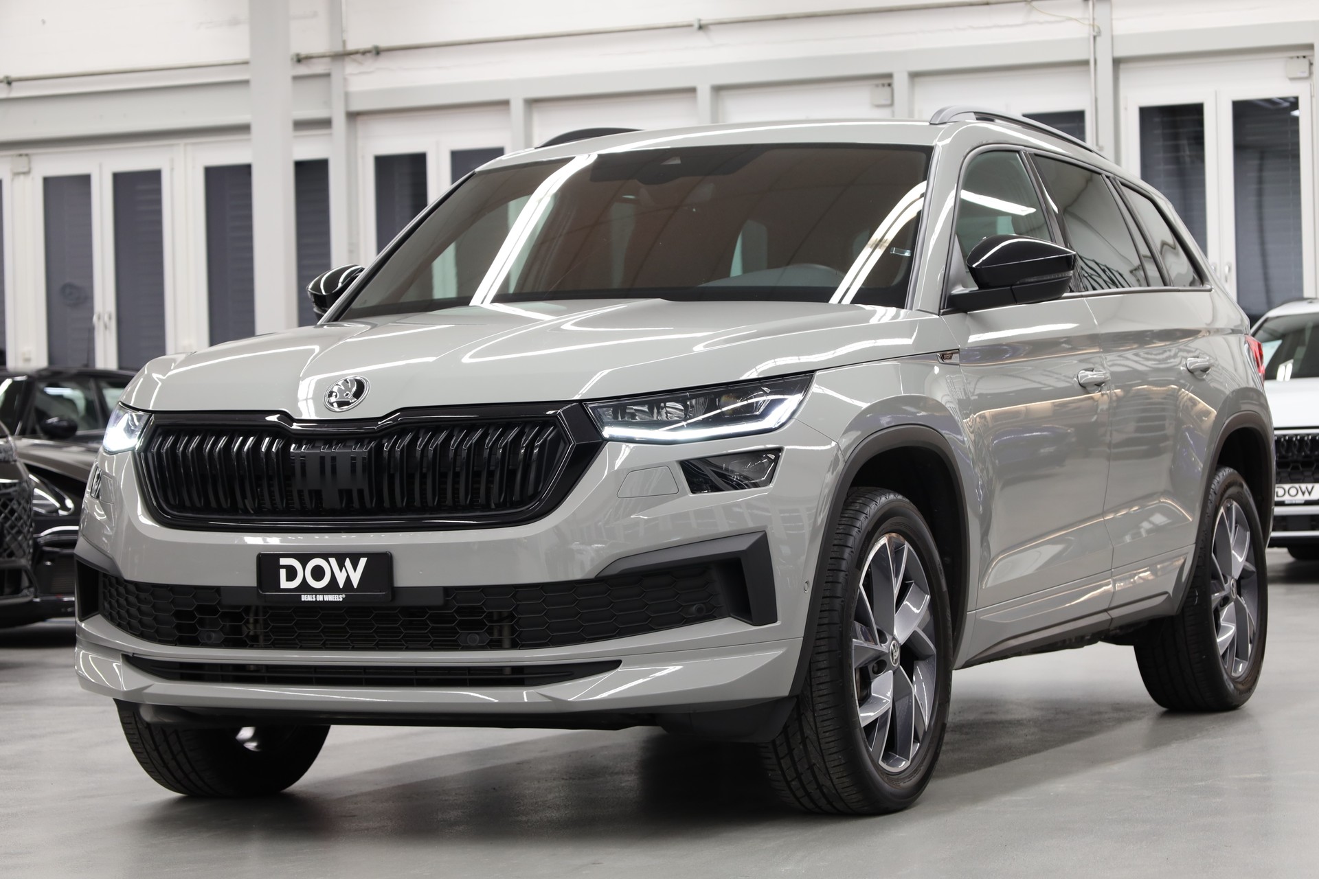 SKODA Kodiaq 2.0 TSI Sportline DSG-showroom-element-2