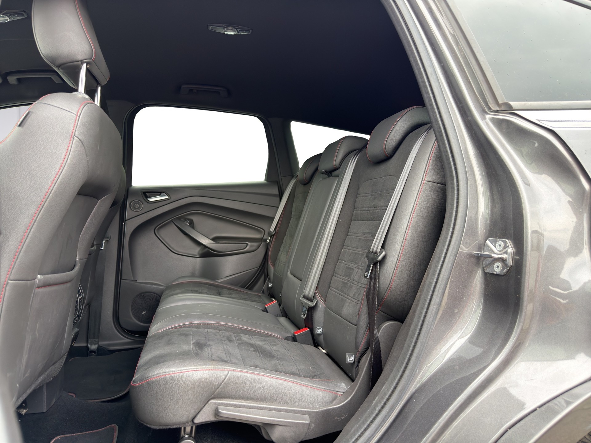 FORD Kuga 2.0 SCTi ST Line High 4WD Automatic-image-9