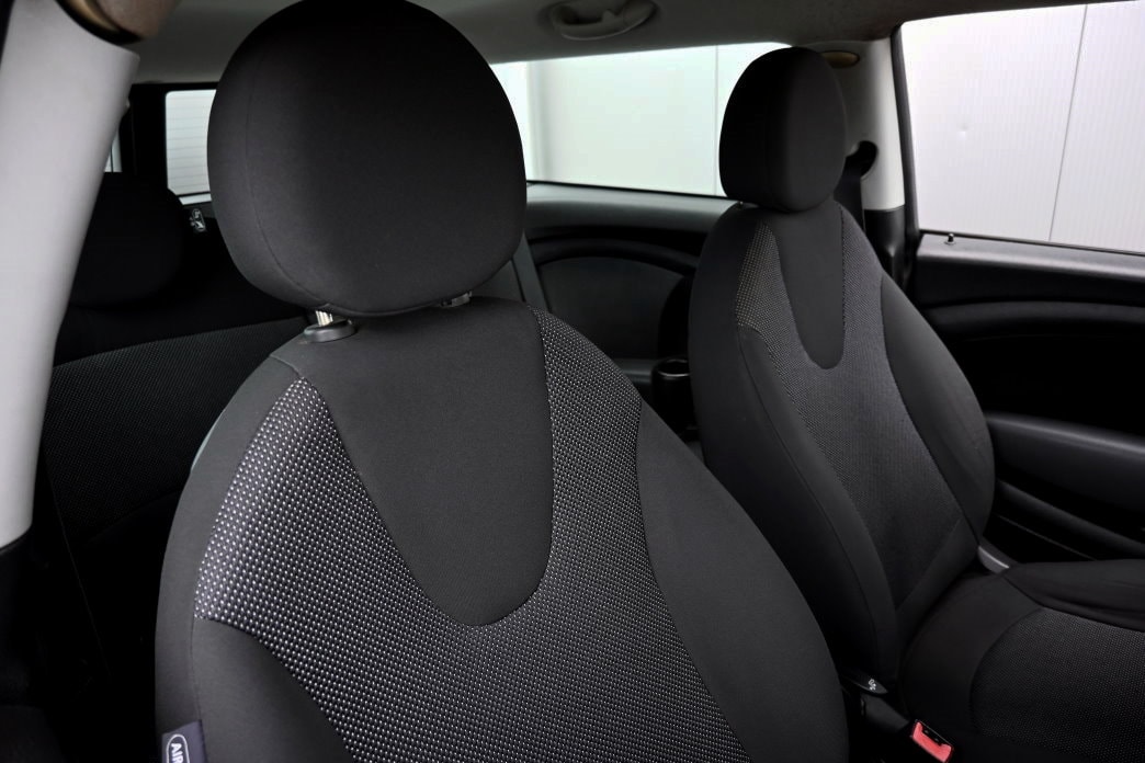 MINI Clubman Cooper-image-5