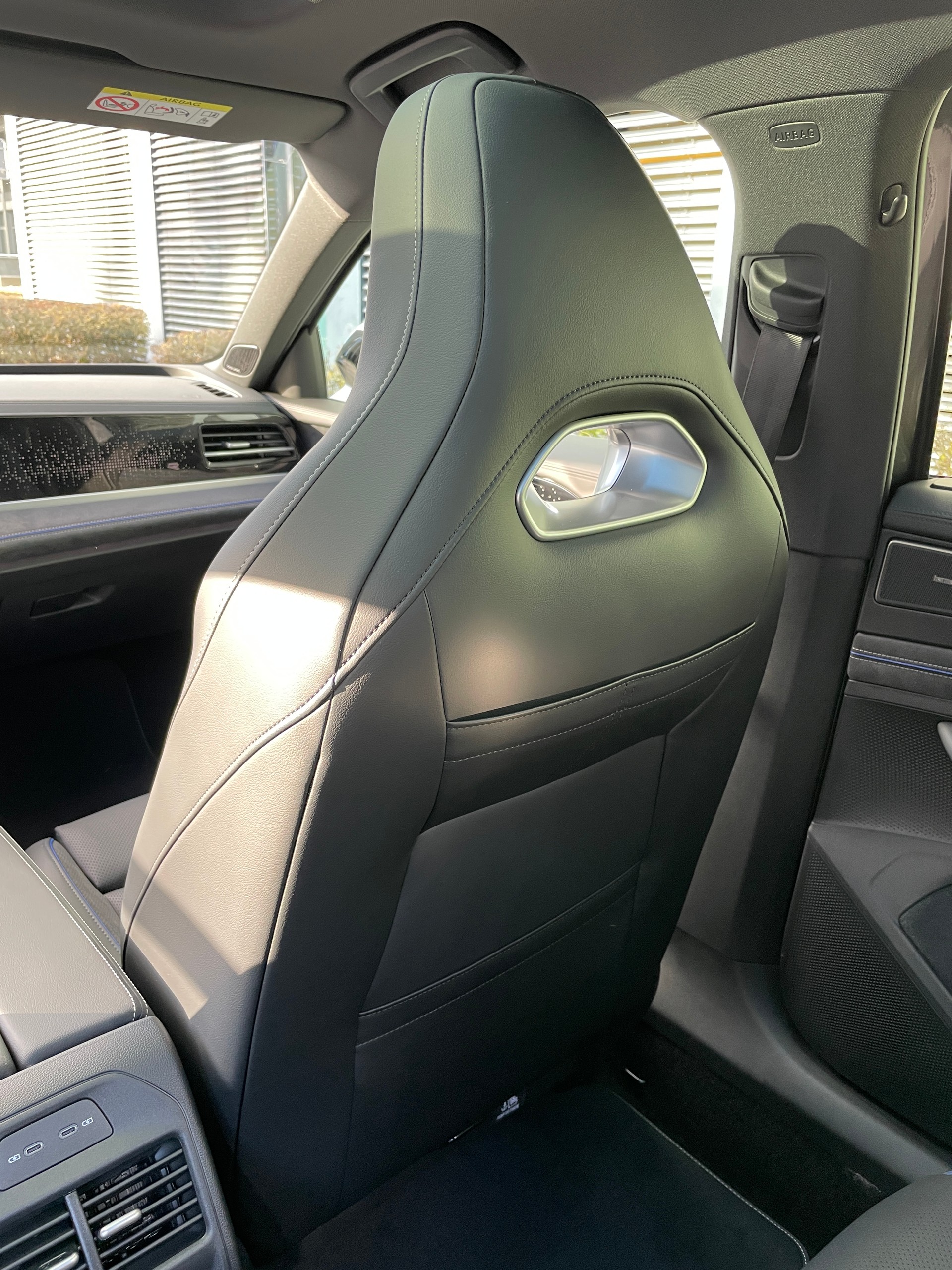 VW Passat Variant 1.5e TSI R-Line DSG-image-15