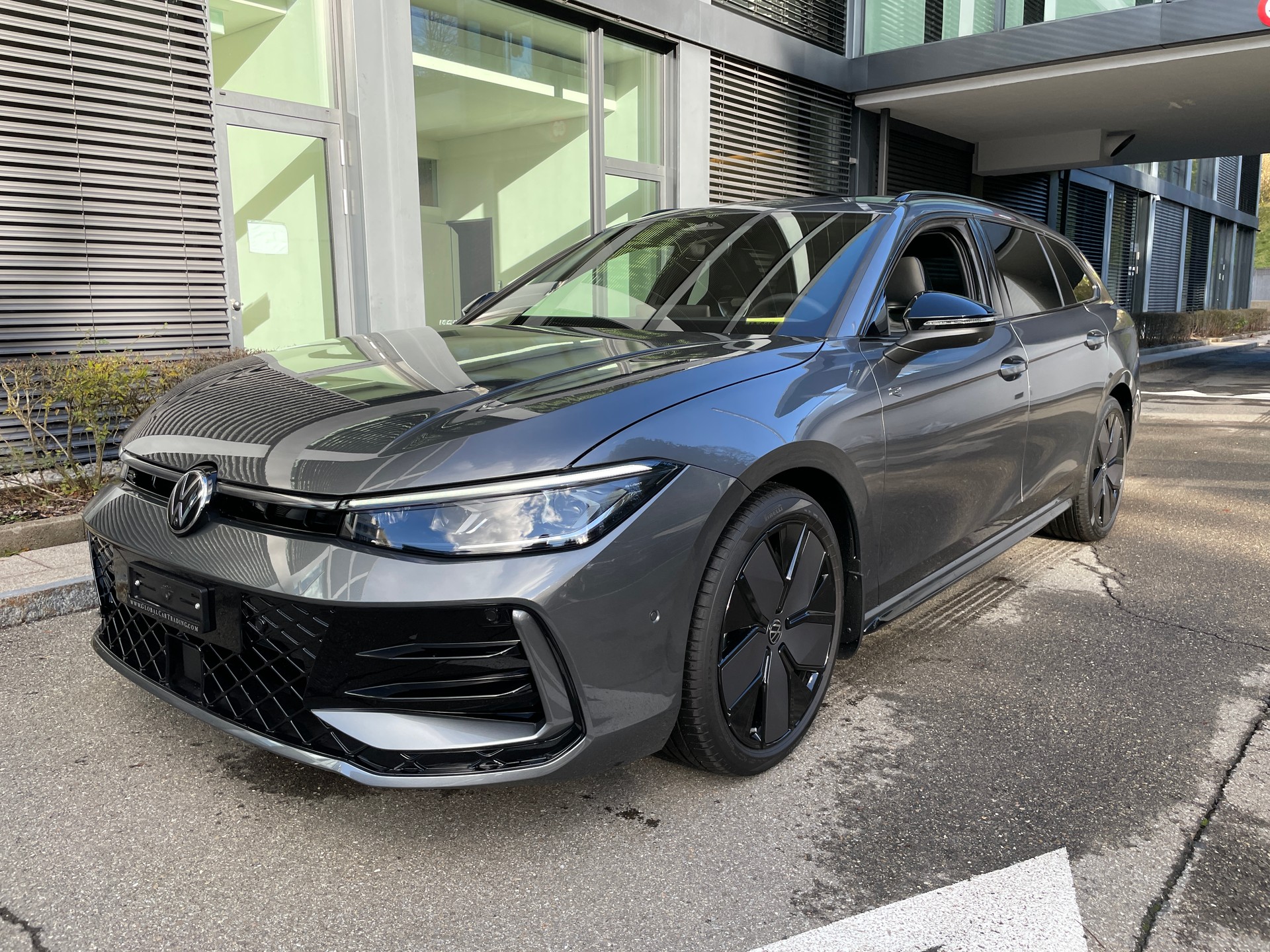 VW Passat Variant 1.5e TSI R-Line DSG-image-0