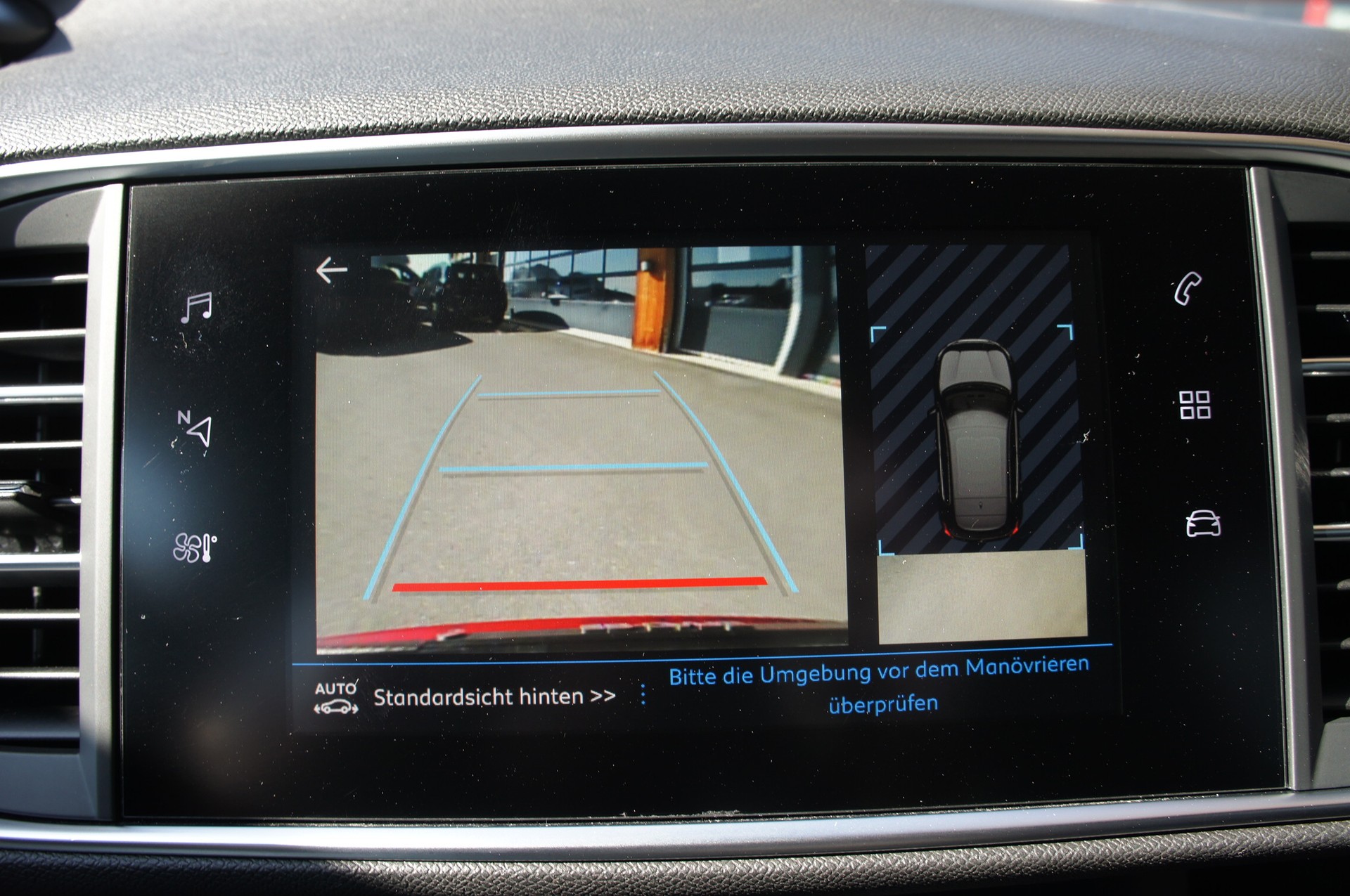 PEUGEOT 308 1.2 Pure Tech GT Line-image-18