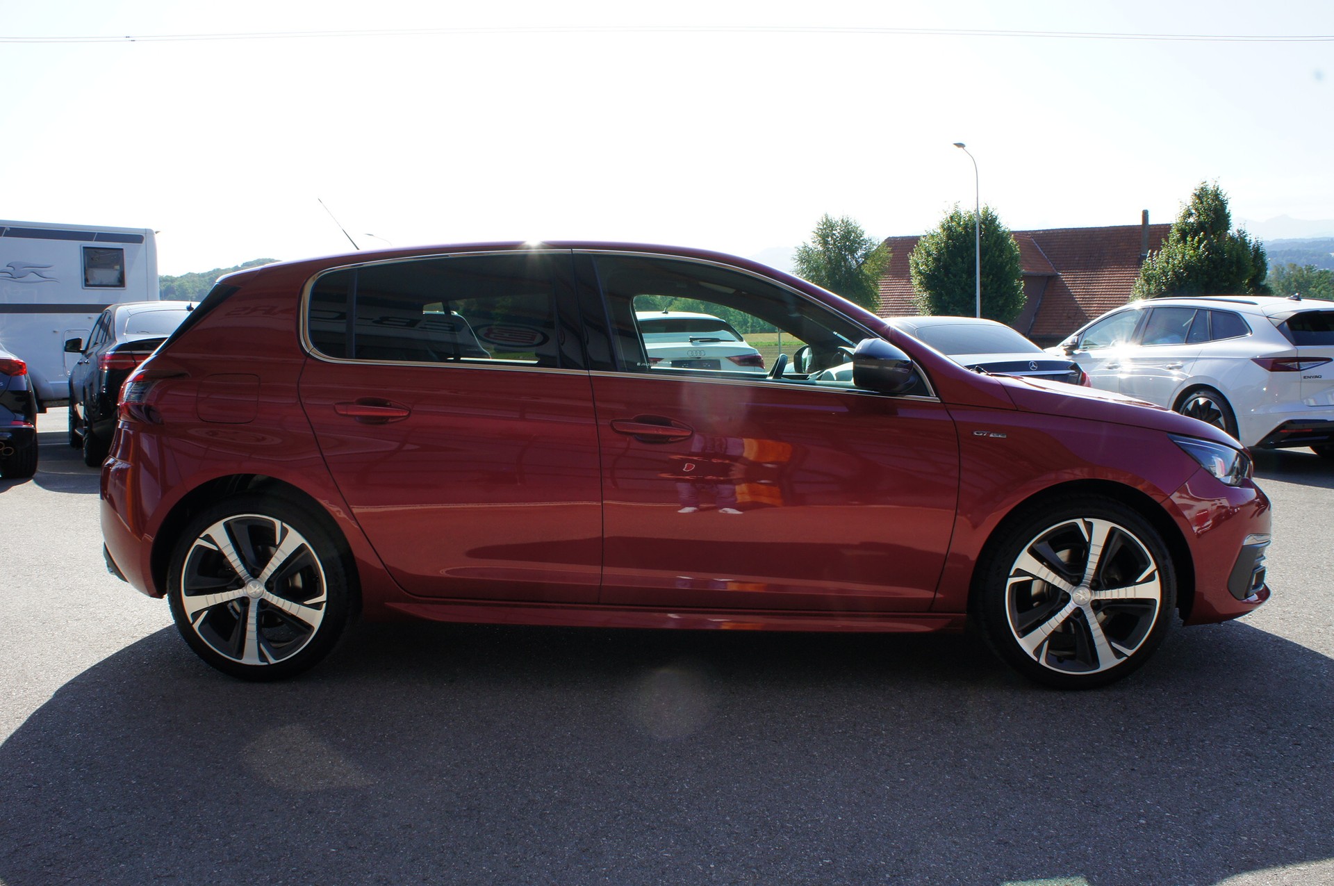 PEUGEOT 308 1.2 Pure Tech GT Line-image-5