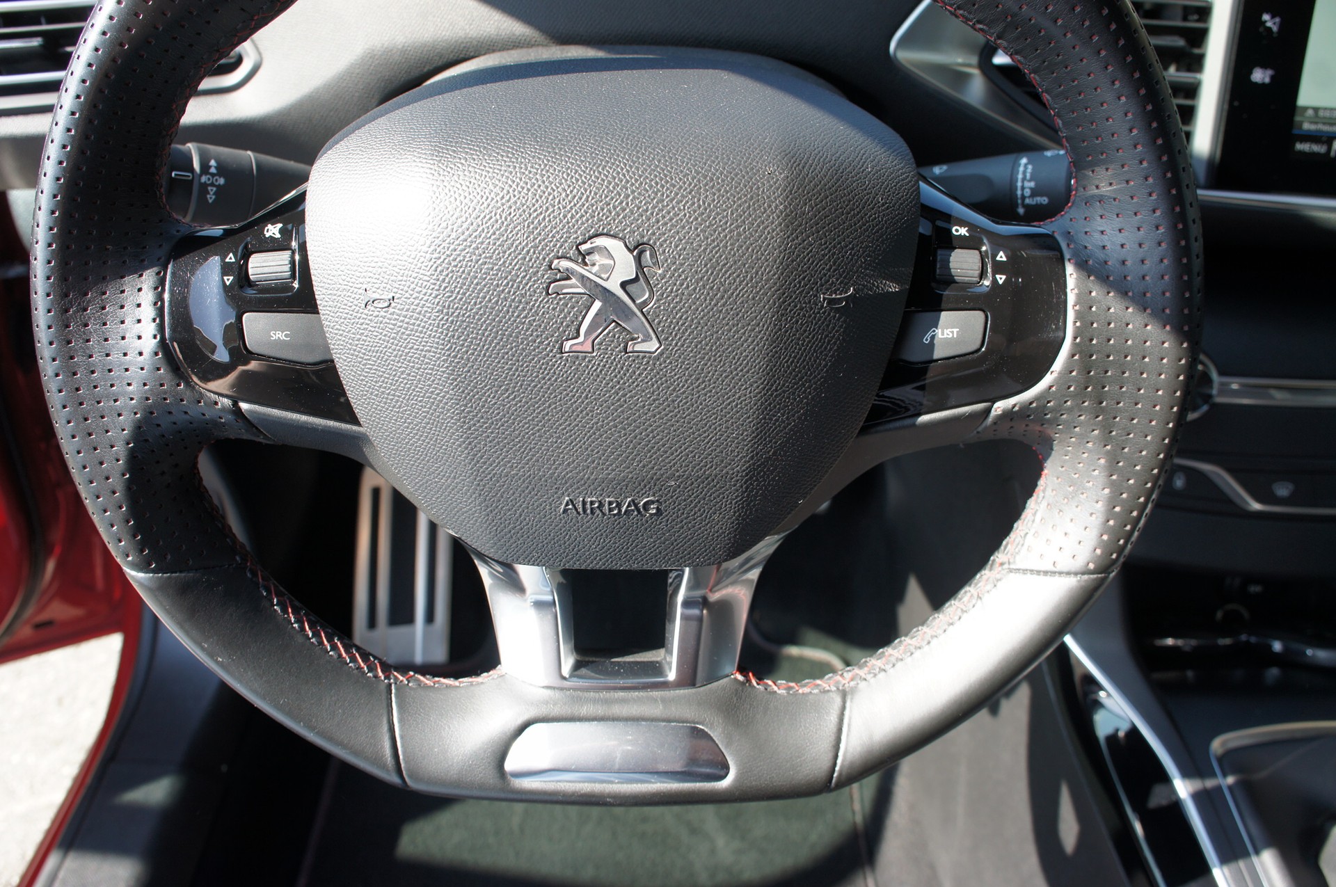 PEUGEOT 308 1.2 Pure Tech GT Line-image-20
