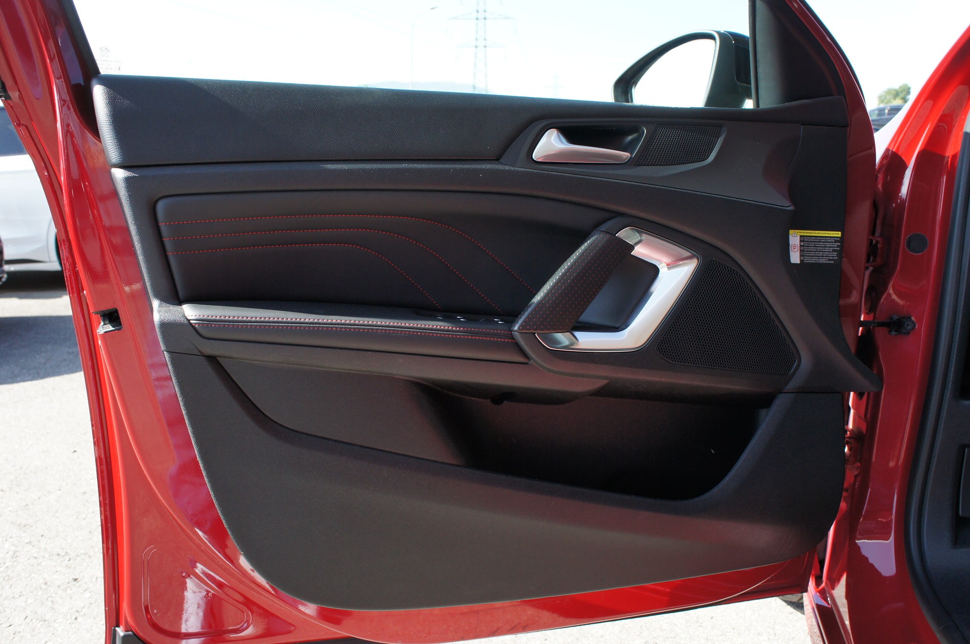 PEUGEOT 308 1.2 Pure Tech GT Line-image-12