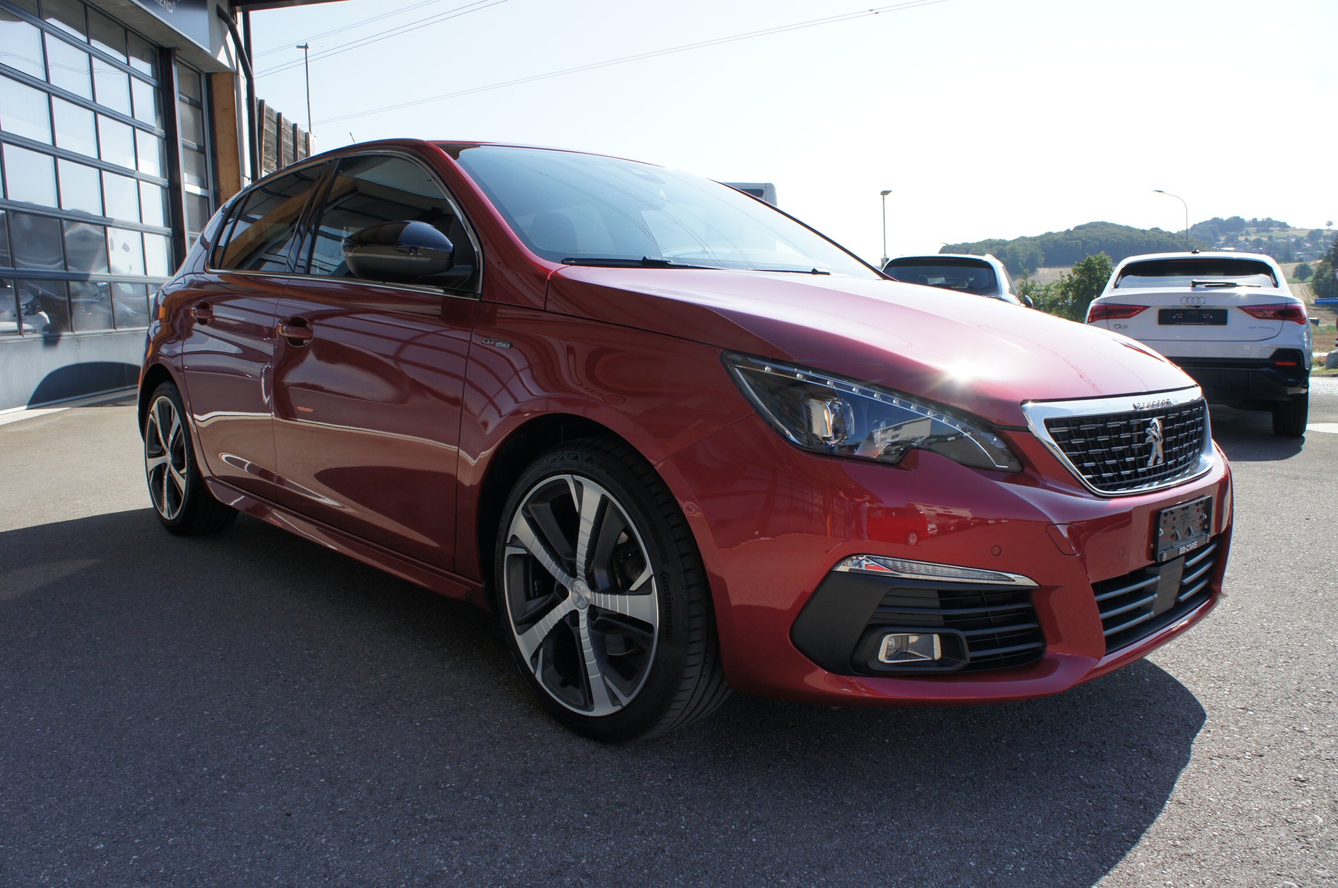 PEUGEOT 308 1.2 Pure Tech GT Line-image-6