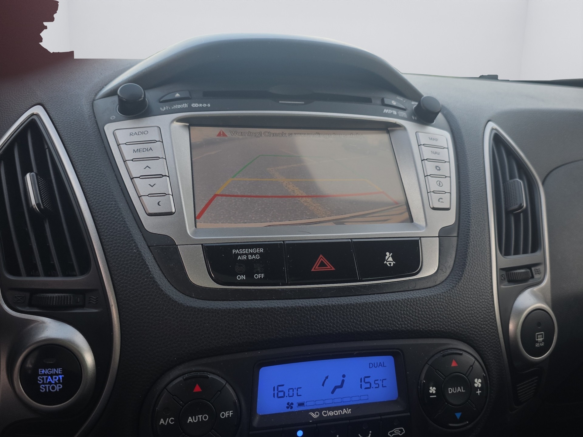 HYUNDAI iX35-image-14