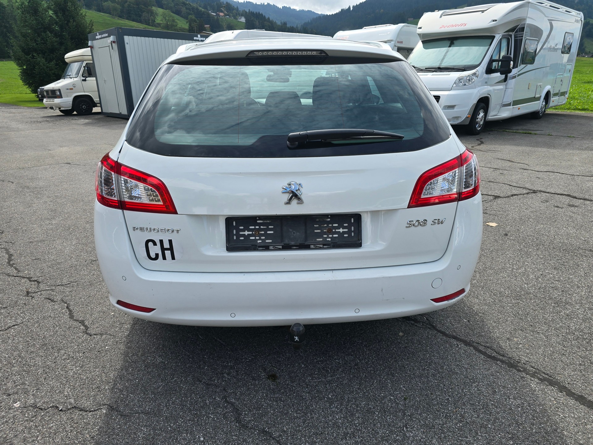 PEUGEOT 508 SW 2.0 HDI Business Automatic-image-3