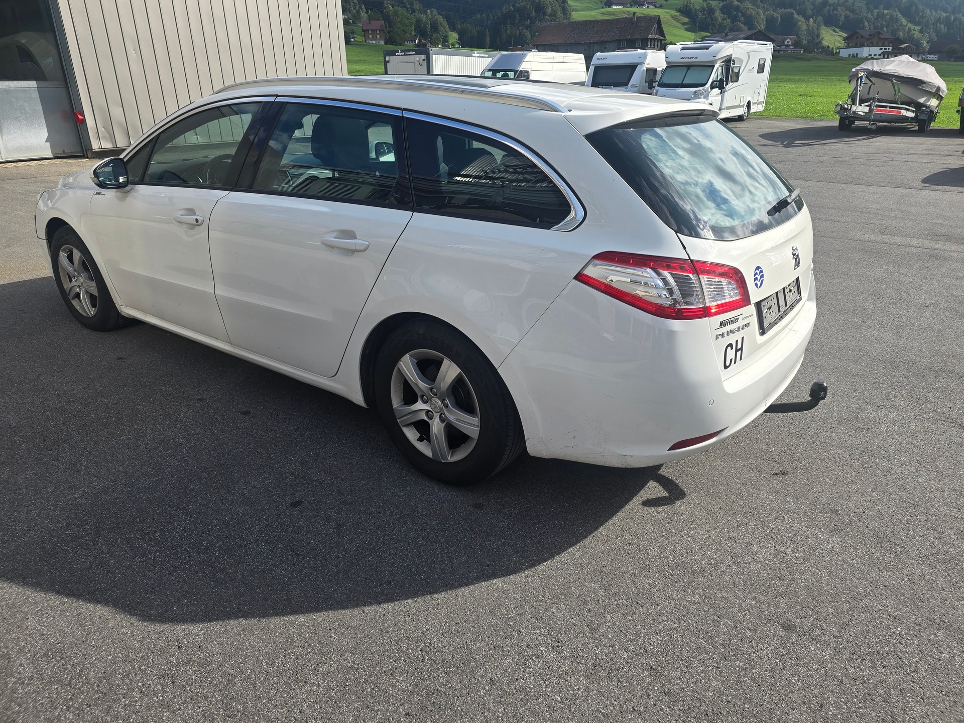 PEUGEOT 508 SW 2.0 HDI Business Automatic-image-7