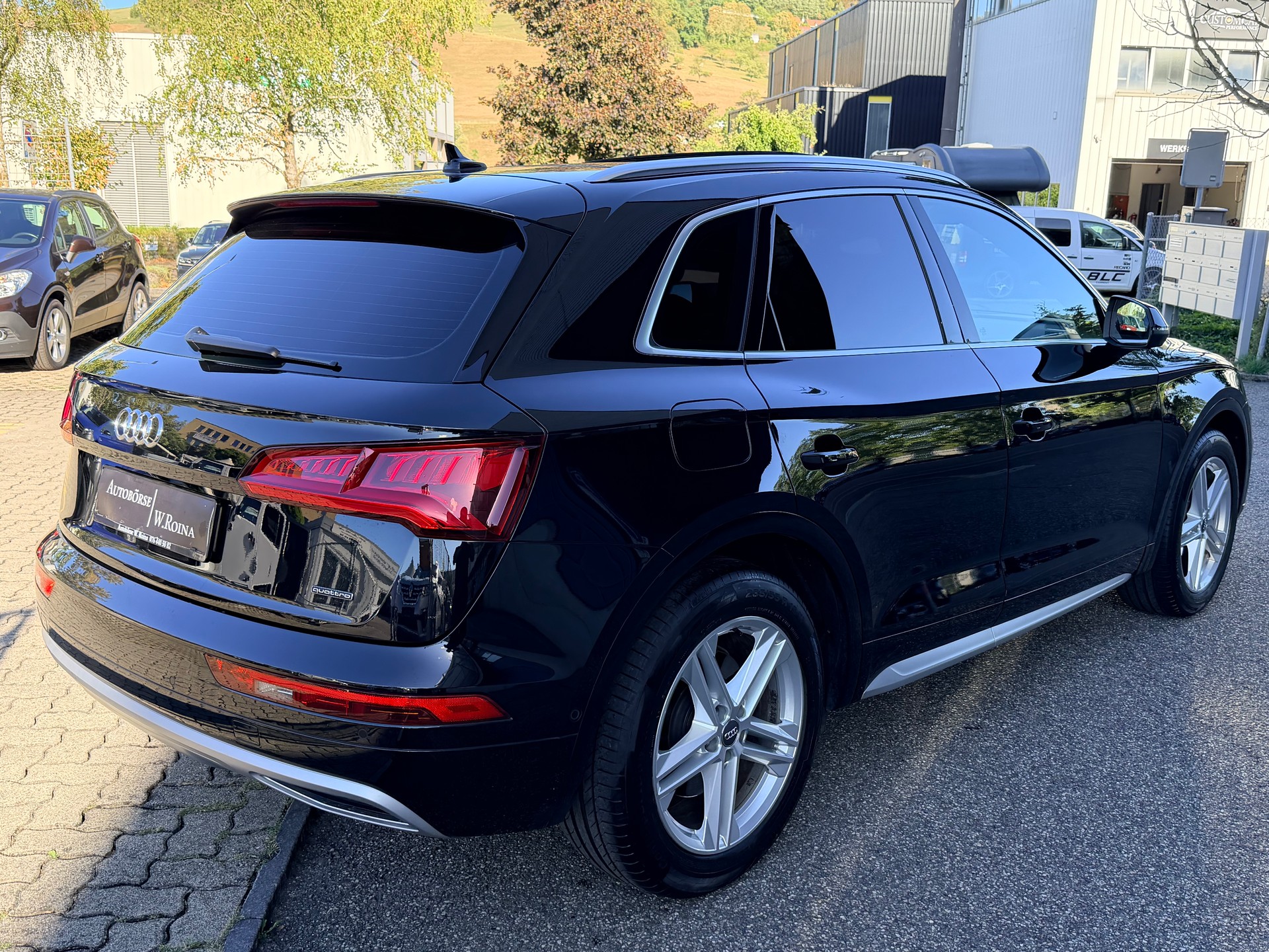 AUDI Q5 45 TFSI sport quattro S-tronic-image-2