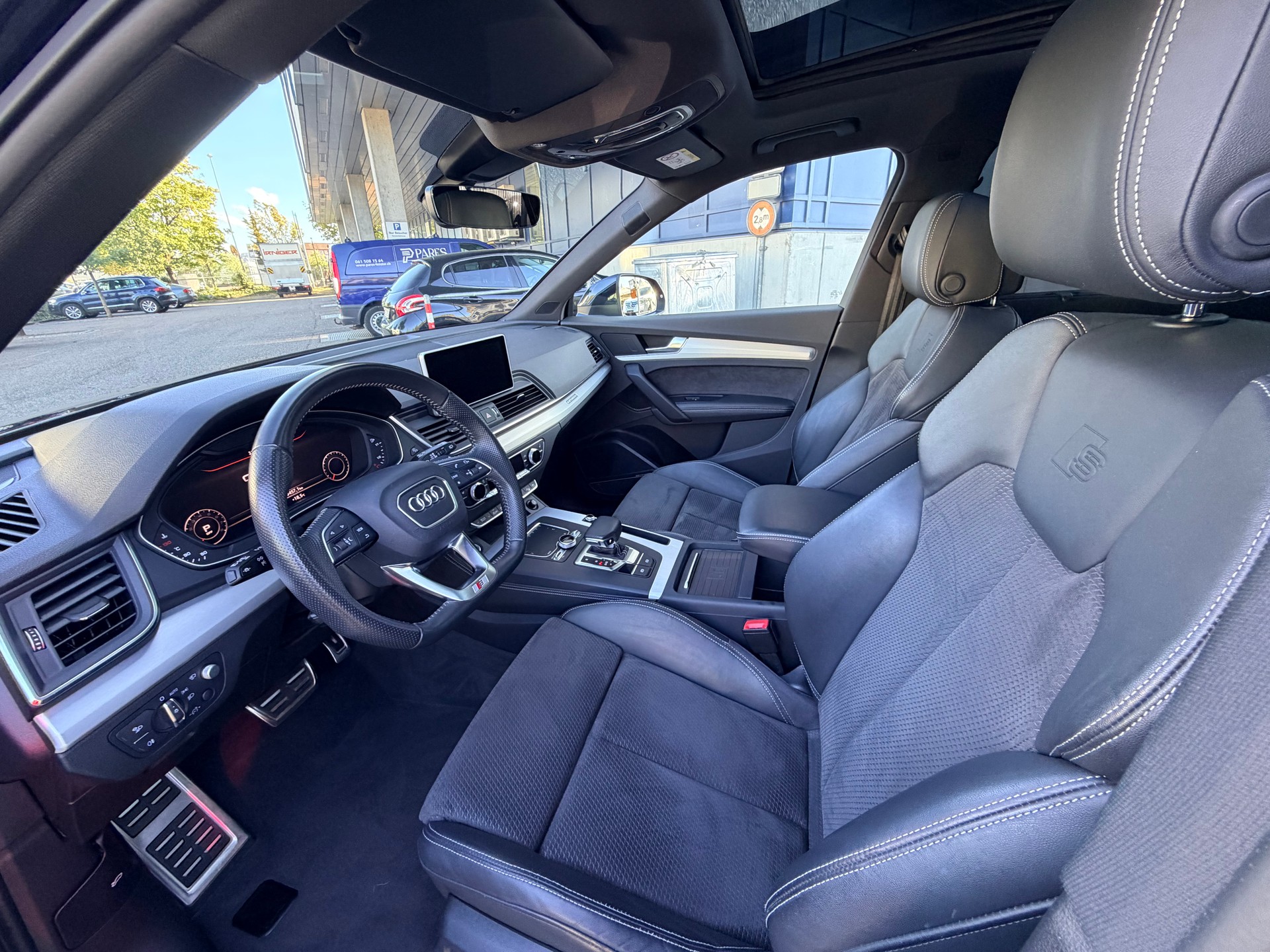 AUDI Q5 45 TFSI sport quattro S-tronic-image-14
