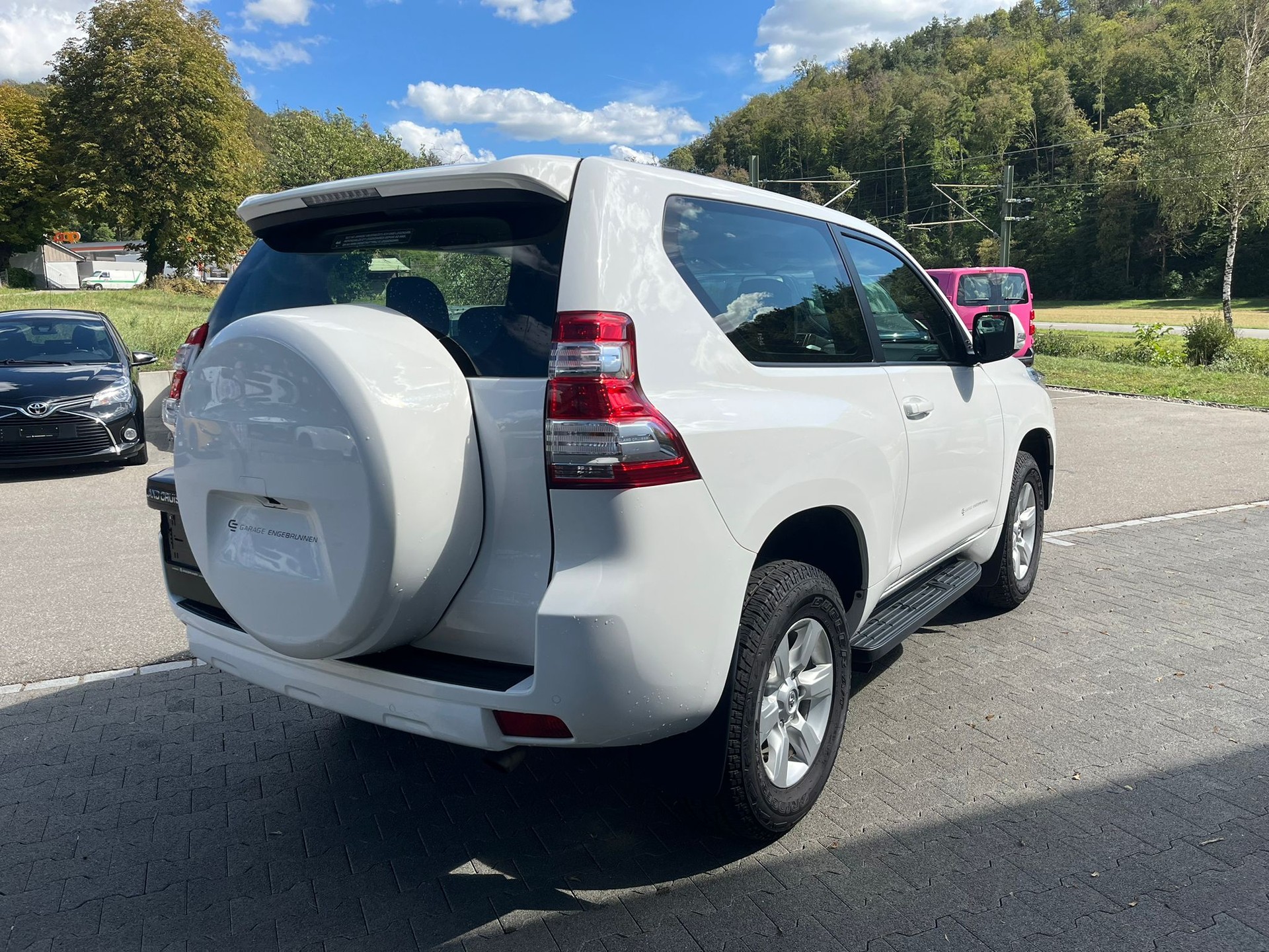 TOYOTA Land Cruiser 2.8TD Luna Automatic-image-3