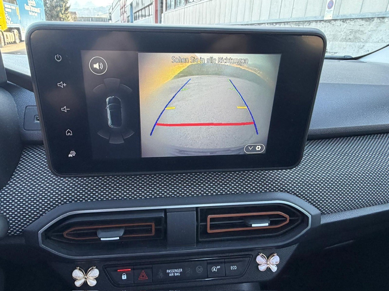 DACIA Sandero Stepway TCe 90 Comfort CVT-image-9