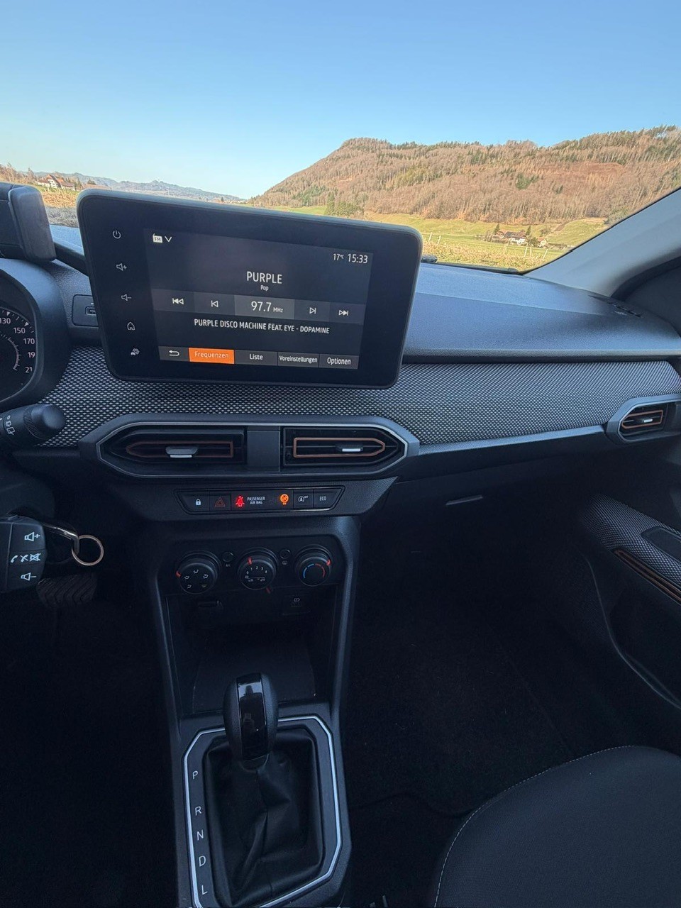 DACIA Sandero Stepway TCe 90 Comfort CVT-image-7