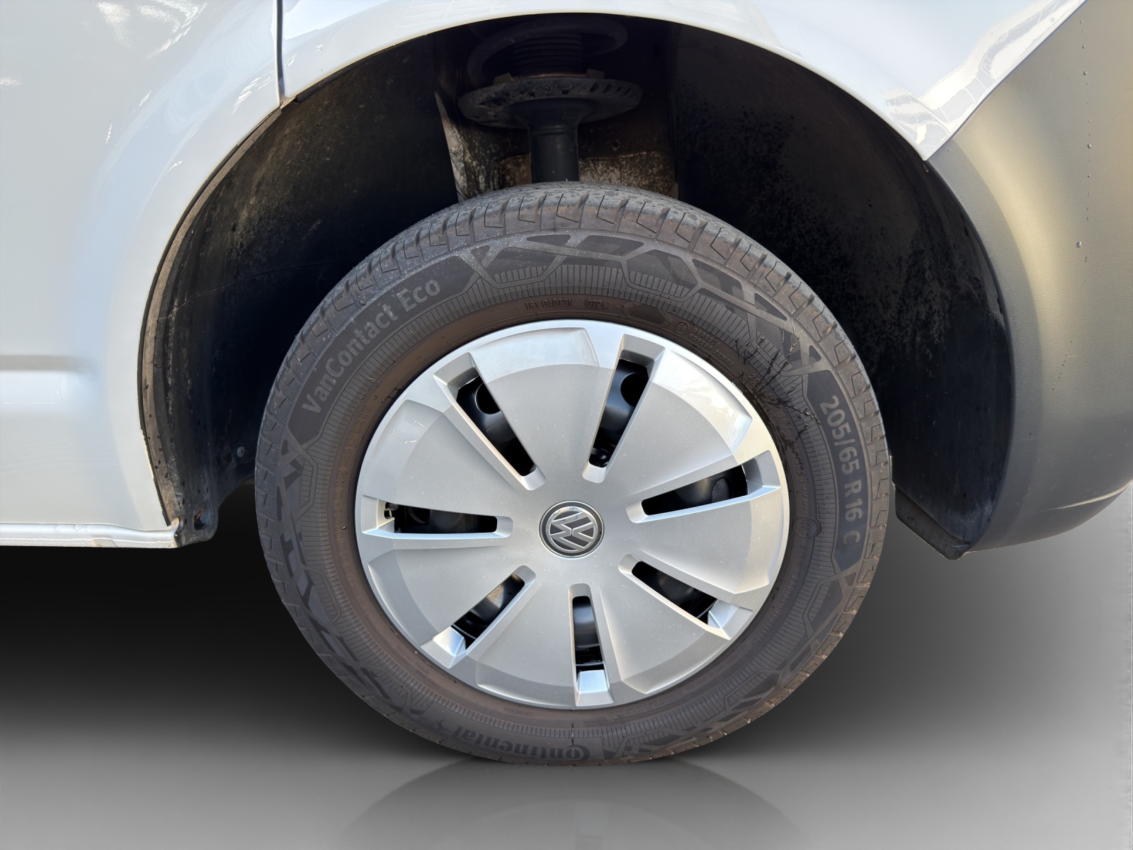 VW T6.1 2.0 TDI-image-15
