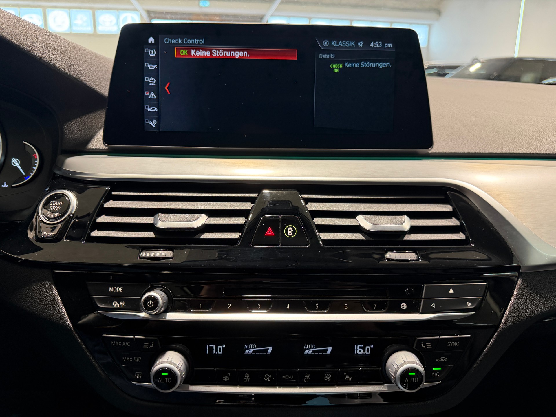 BMW 530d xDrive Sport Line Steptronic-image-23