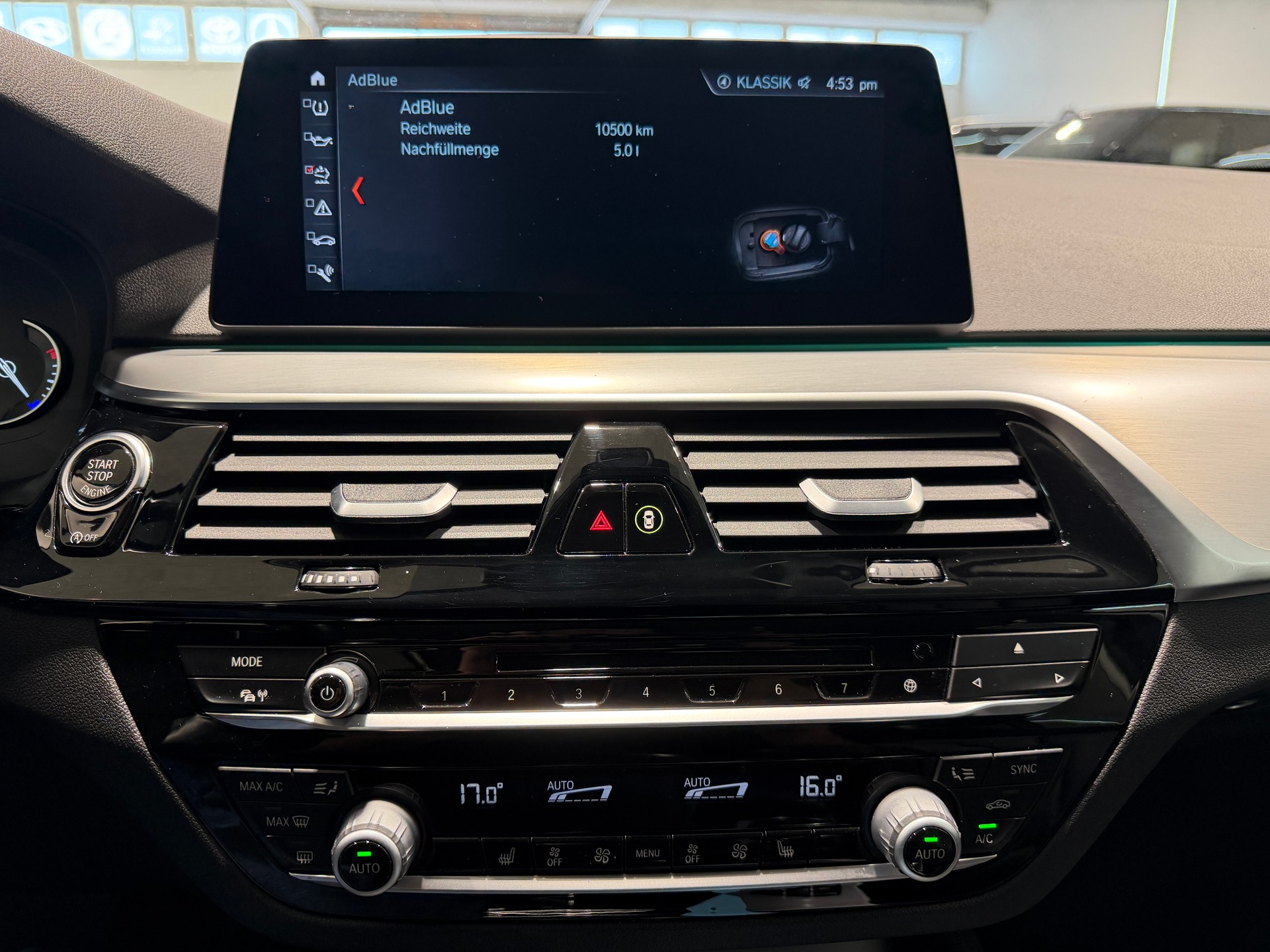 BMW 530d xDrive Sport Line Steptronic-image-24