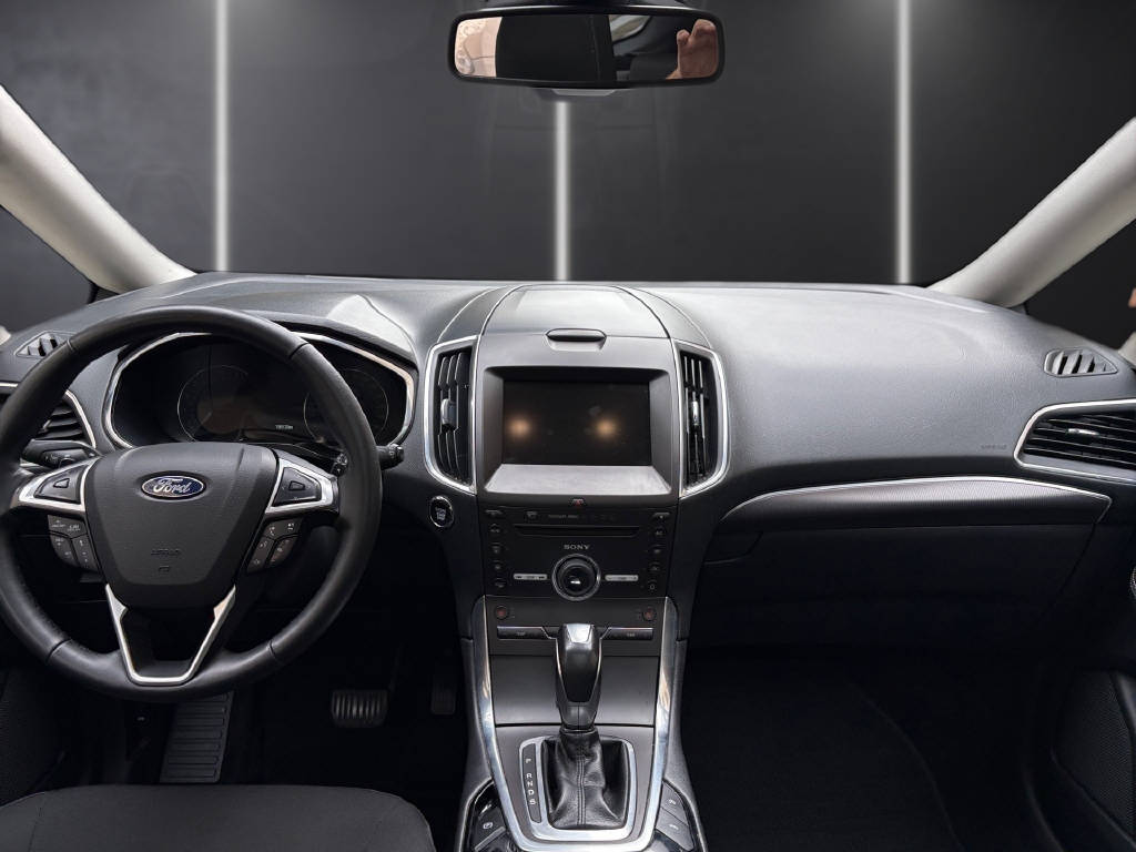 FORD Galaxy 2.0 TDCi 180 Titanium FPS 7P-image-9