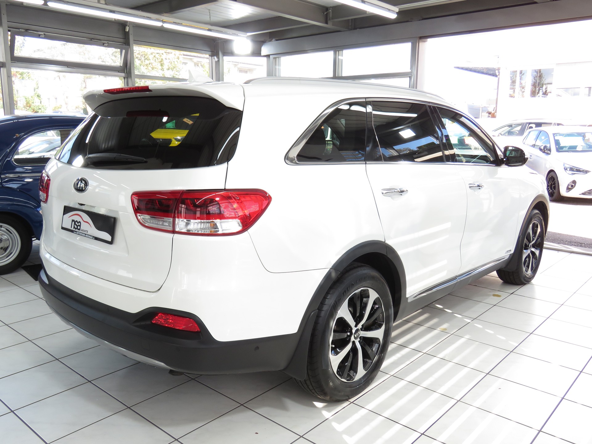 KIA Sorento 2.2 CRDI Style Automat 4WD (ab Platz, Fixpreis)-image-3