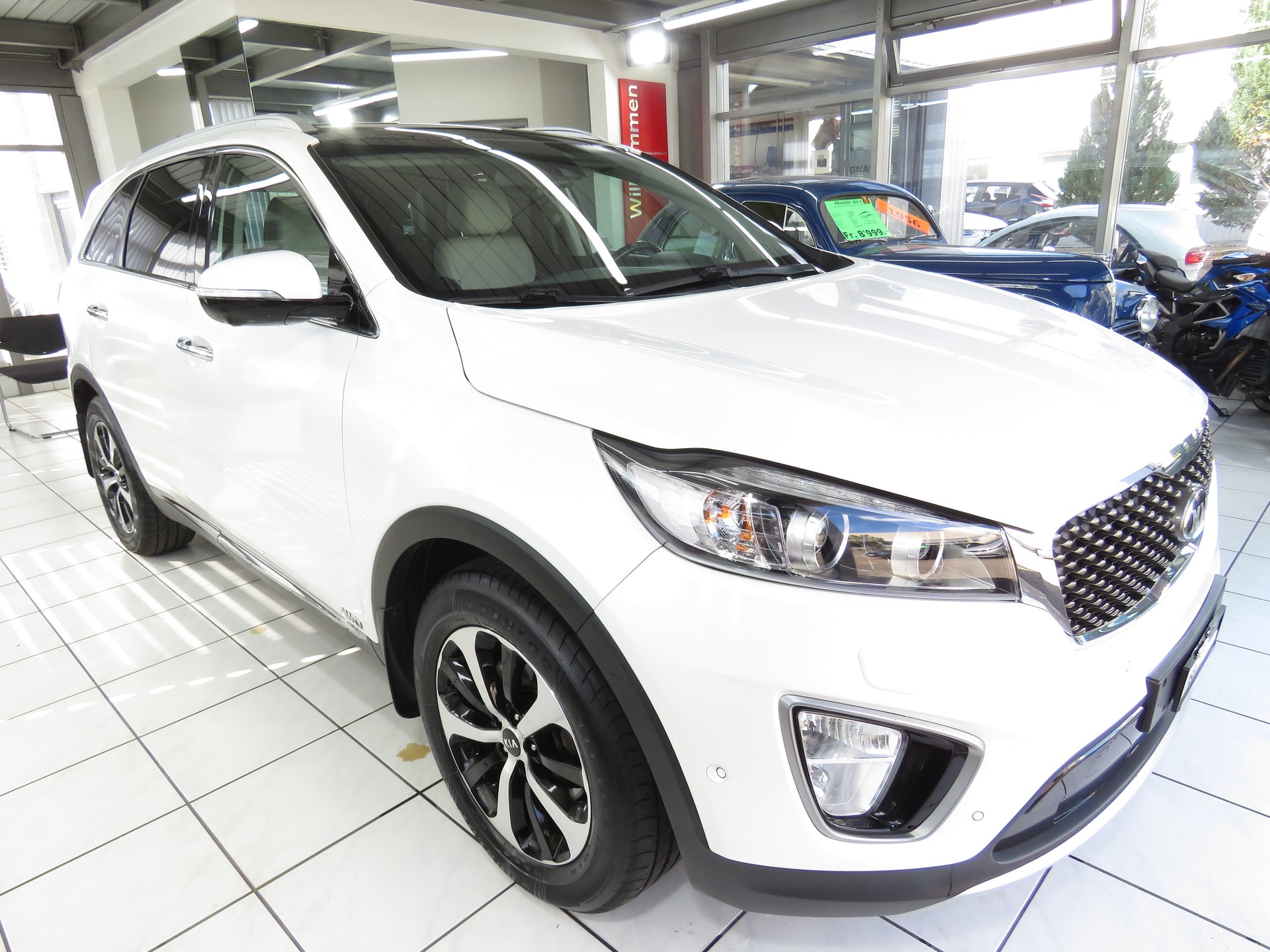 KIA Sorento 2.2 CRDI Style Automat 4WD (ab Platz, Fixpreis)-image-2