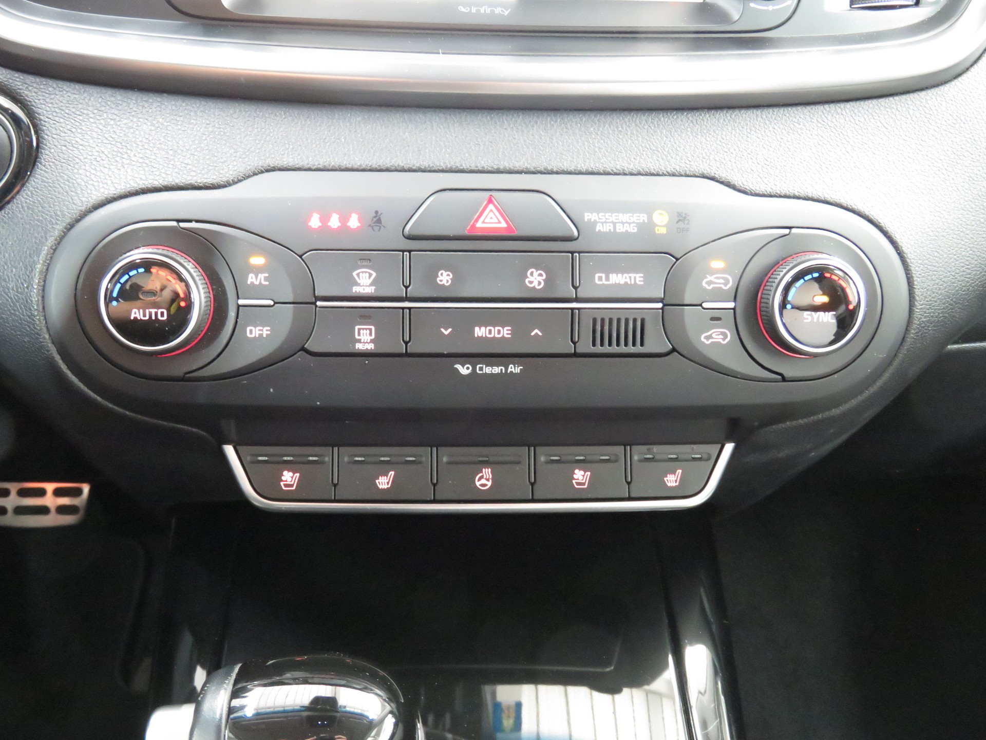 KIA Sorento 2.2 CRDI Style Automat 4WD (ab Platz, Fixpreis)-image-15