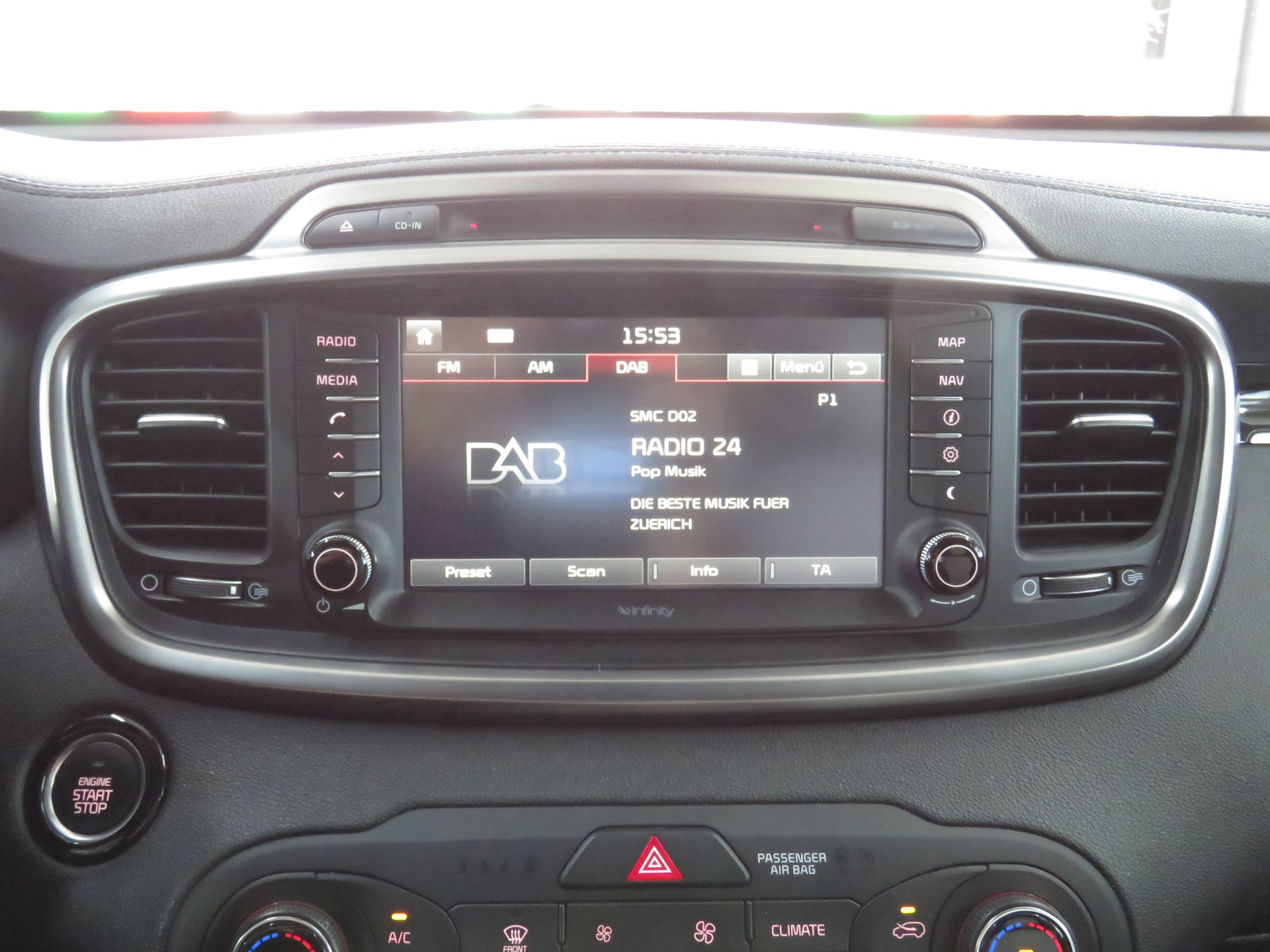 KIA Sorento 2.2 CRDI Style Automat 4WD (ab Platz, Fixpreis)-image-22