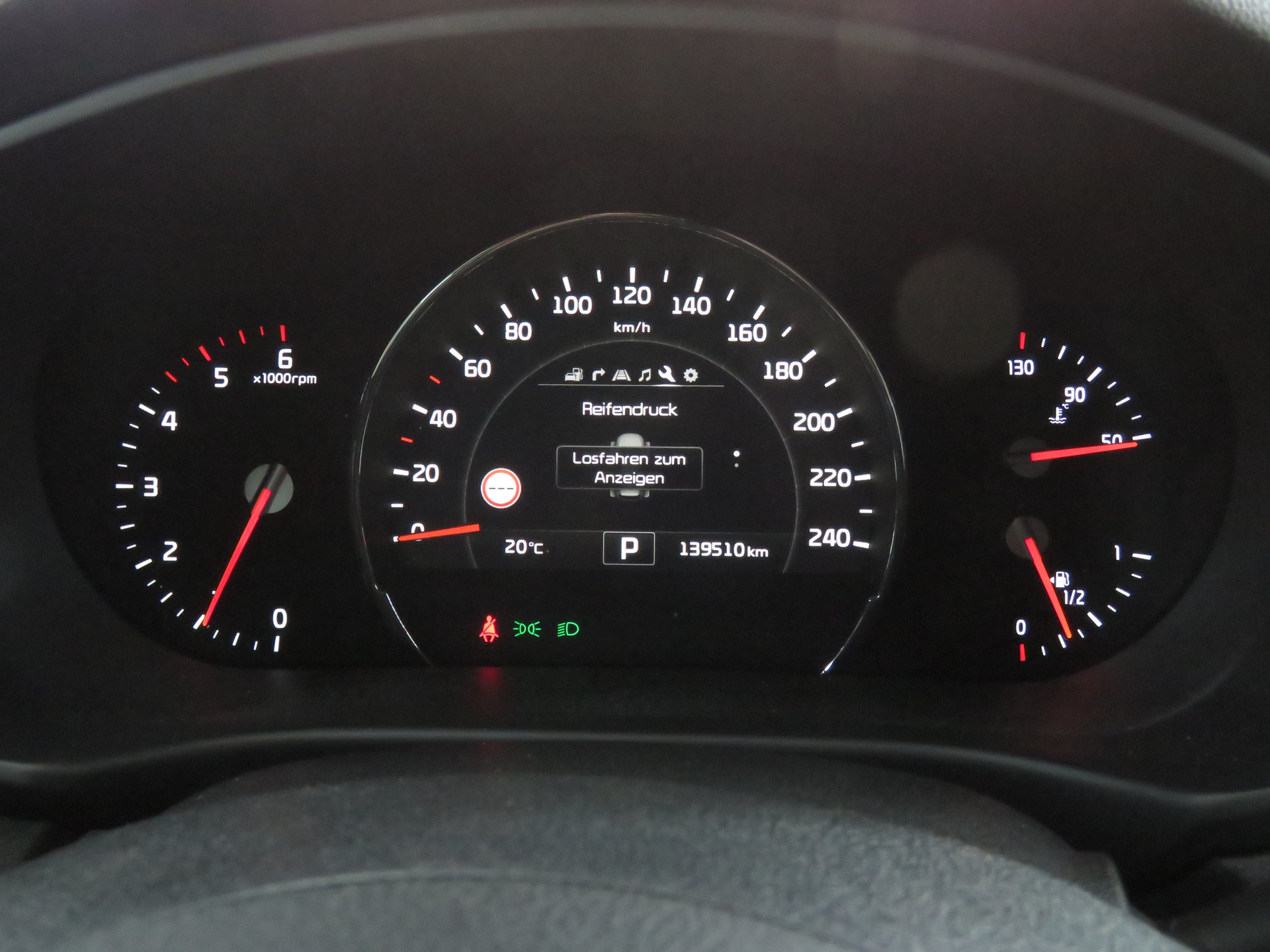 KIA Sorento 2.2 CRDI Style Automat 4WD (ab Platz, Fixpreis)-image-17