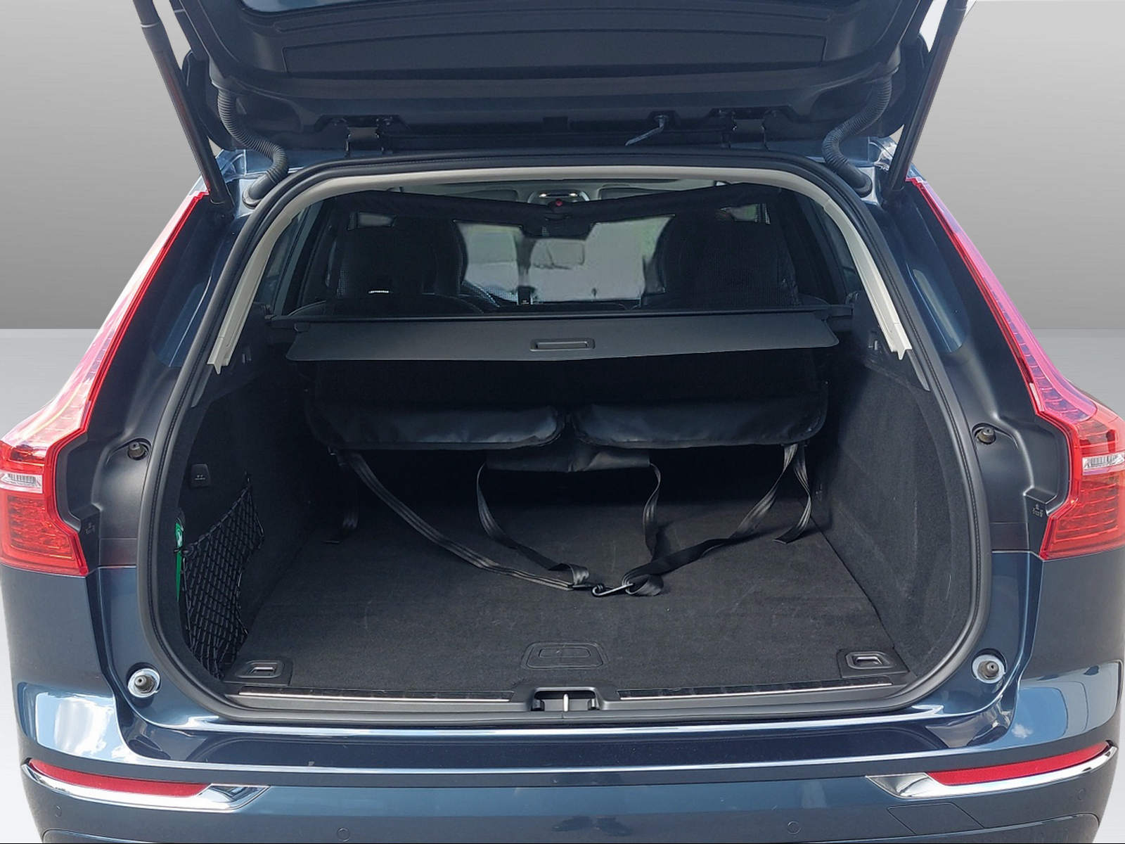 VOLVO XC60 2.0 T8 TE Inscription eAWD-image-9