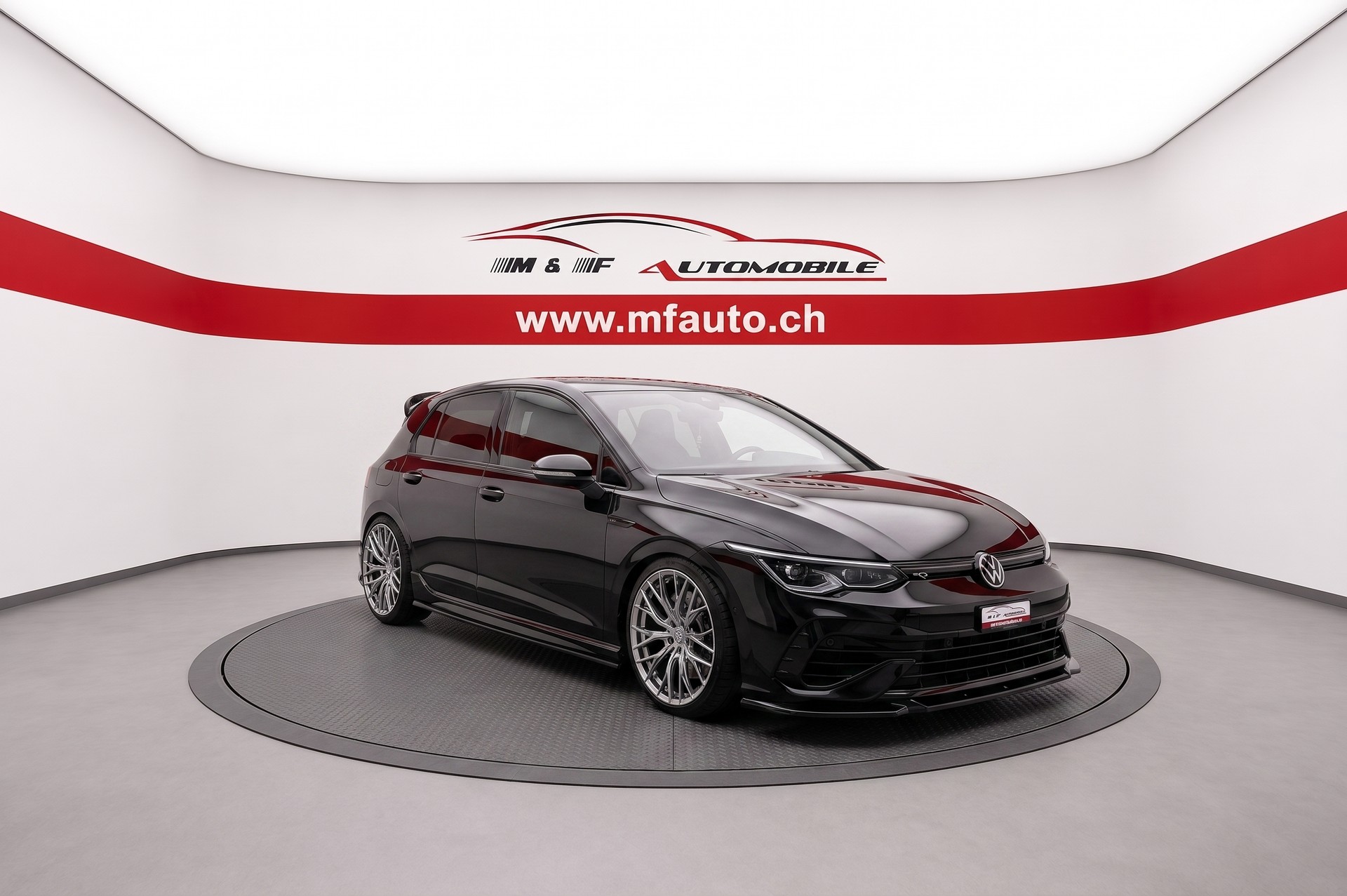 VW Golf VIII 2.0 TSI R DSG 4motion R-Performance * Panorama *-showroom-element-1