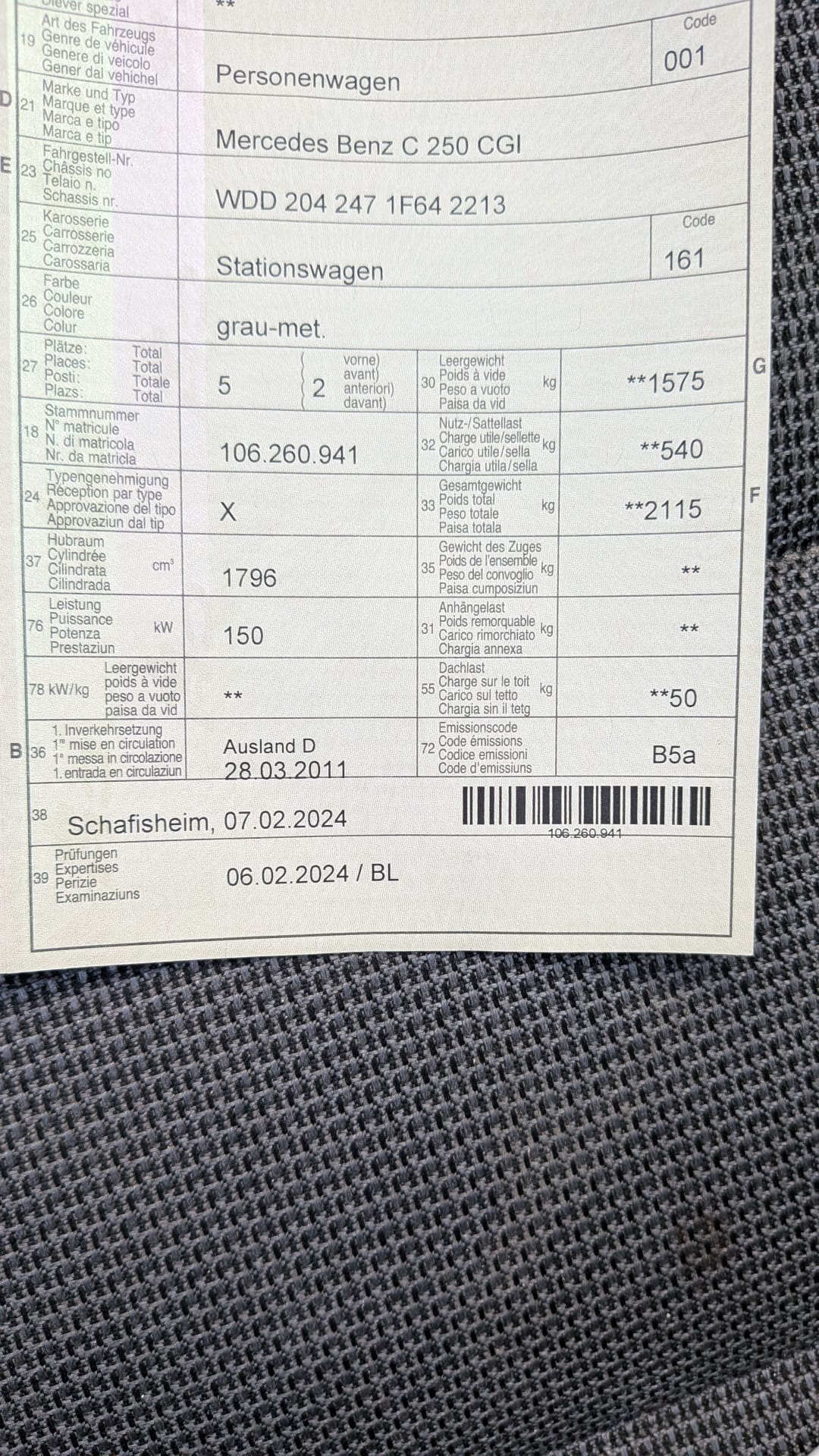 MERCEDES-BENZ C 250 CGI BlueEfficiency Automatic-image-7