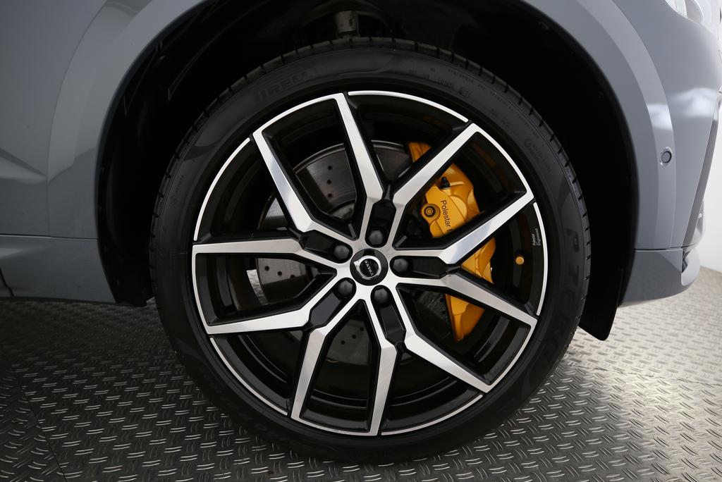 VOLVO XC60 2.0 T8 TE Polestar eAWD-image-13