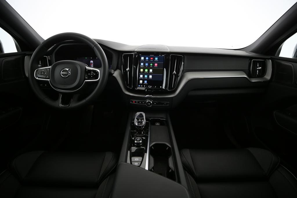 VOLVO XC60 2.0 T8 TE Polestar eAWD-image-9