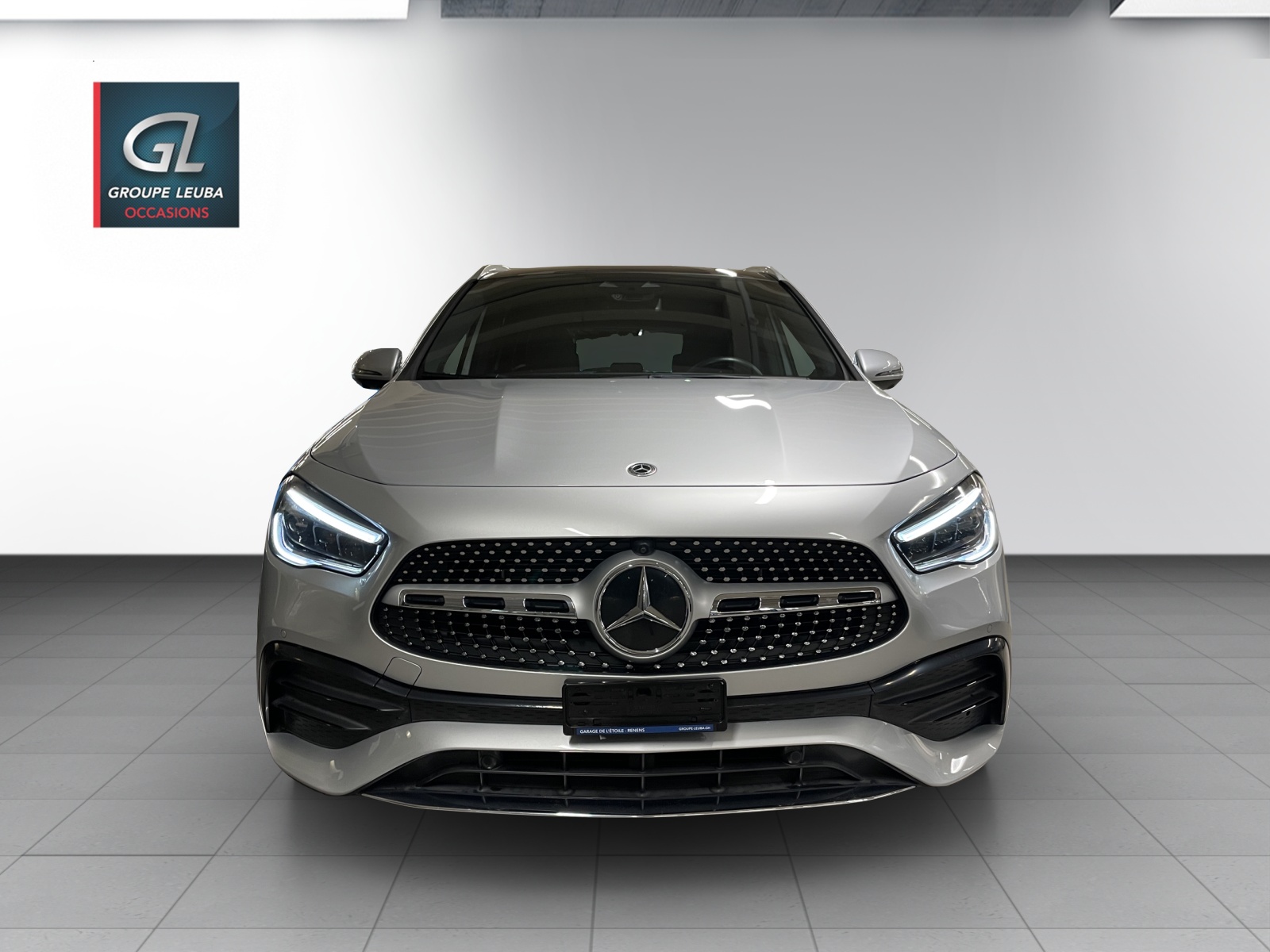 MERCEDES-BENZ GLA 250e AMG Line 8G-DCT-image-1
