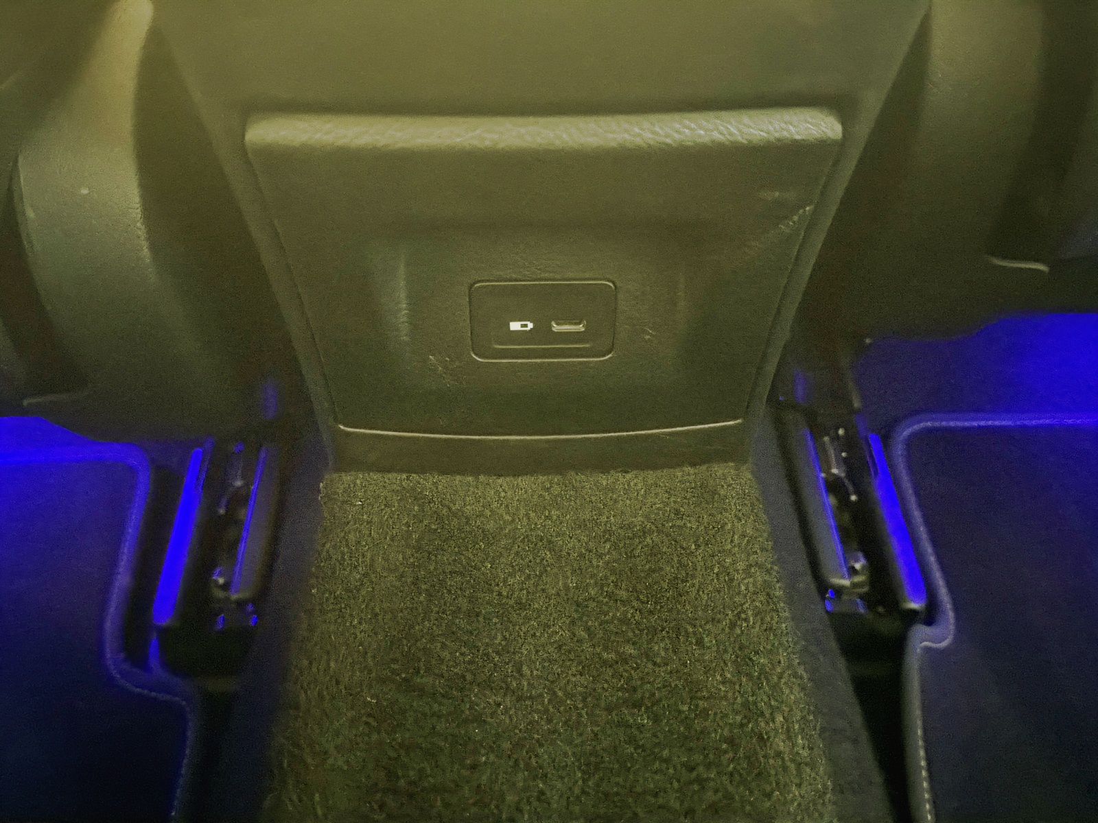 MERCEDES-BENZ A-Klasse W177 A 200 d Progressive 4m-image-18