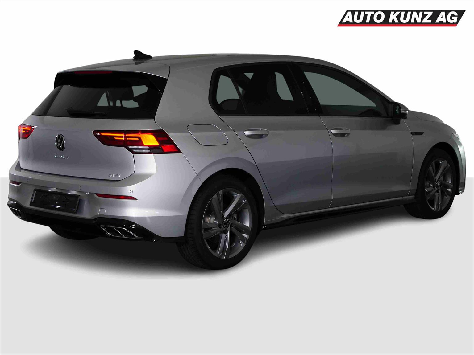 VW Golf 8 1.5 eTSI mHEV R-Line DSG-image-15