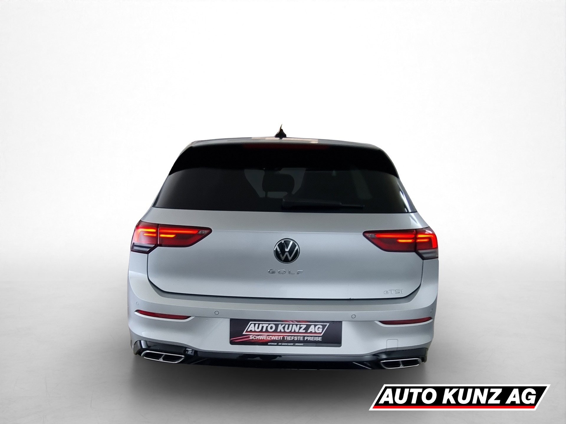VW Golf 8 1.5 eTSI mHEV R-Line DSG-image-4
