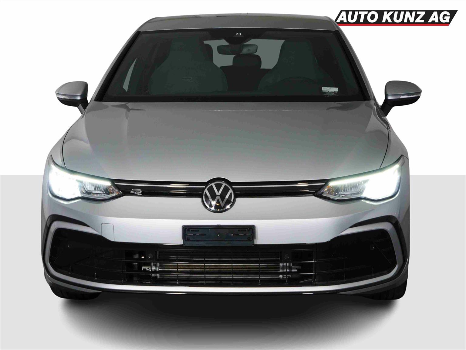 VW Golf 8 1.5 eTSI mHEV R-Line DSG-image-2