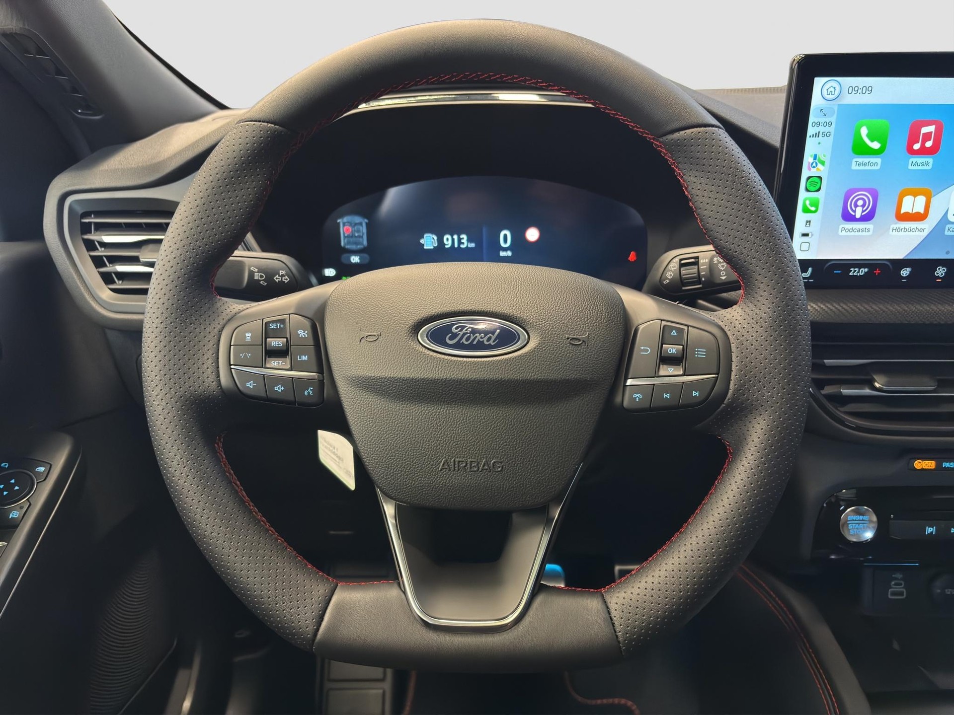 FORD Kuga 2.5 Hybrid ST-Line X 4x4-image-4