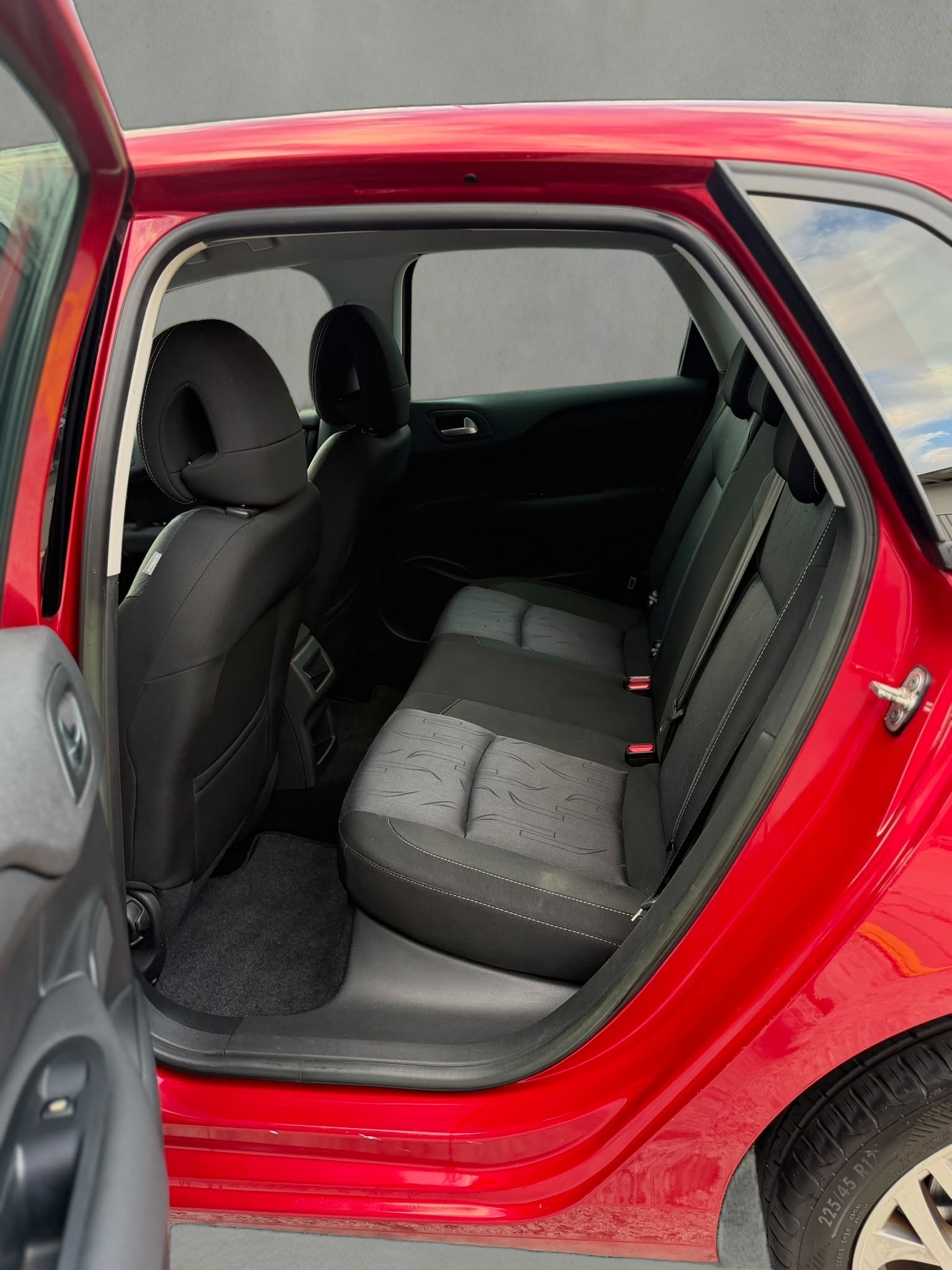 CITROEN C4 Berline 1.2 THP Black Top-image-10