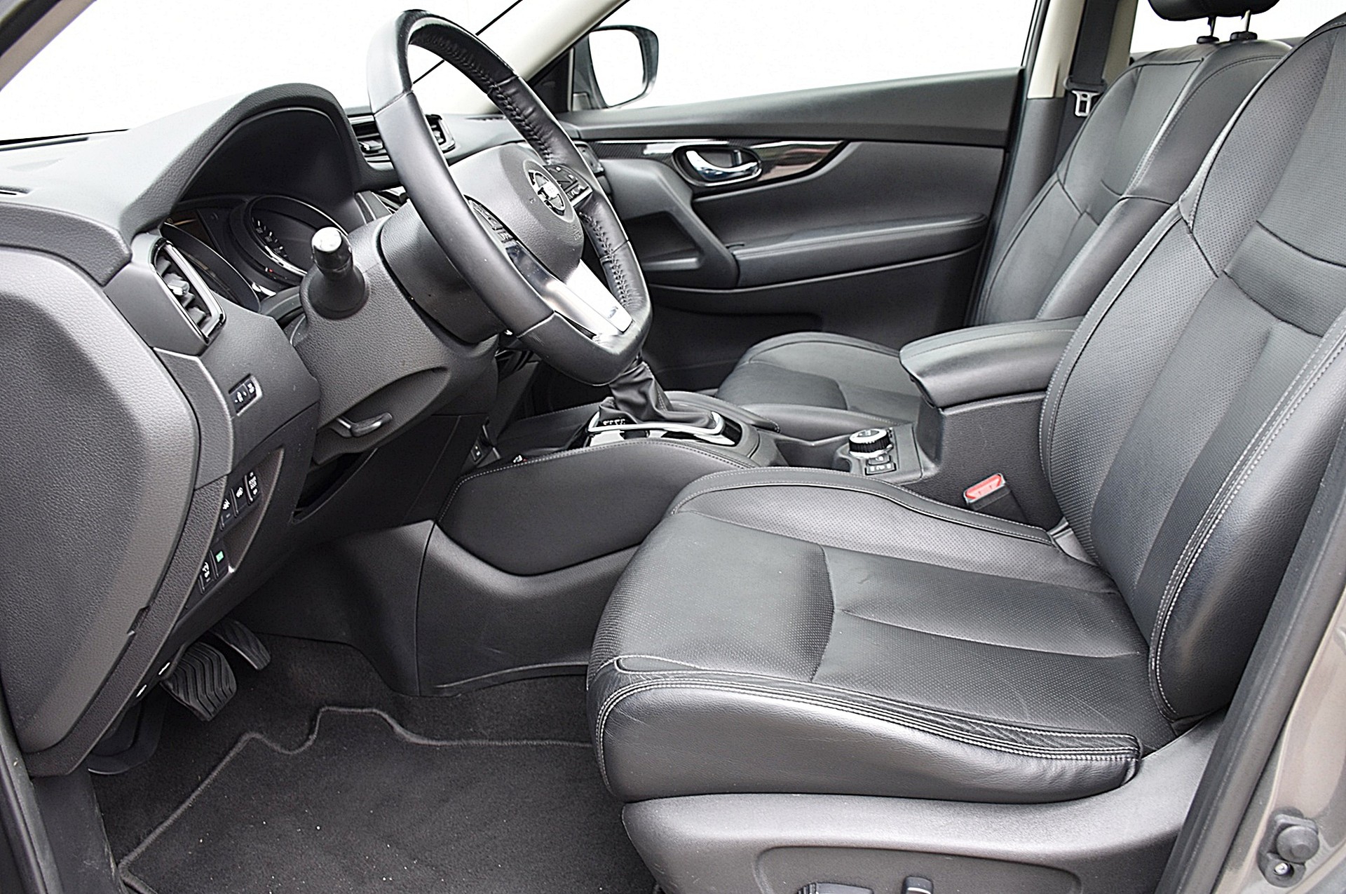 NISSAN X-Trail 2.0 dCi tekna Xtronic CVT ALL-MODE 4x4-image-6